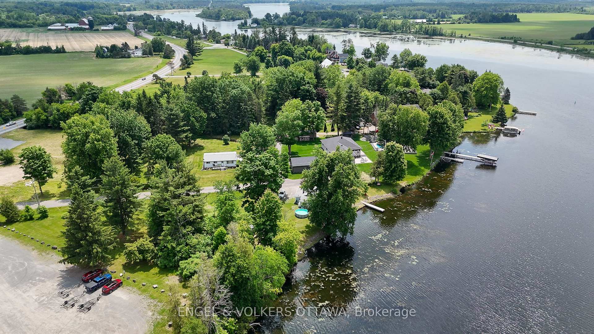 Photo 4 of 3250E River Road, Ottawa, Osgoode — HOMEH