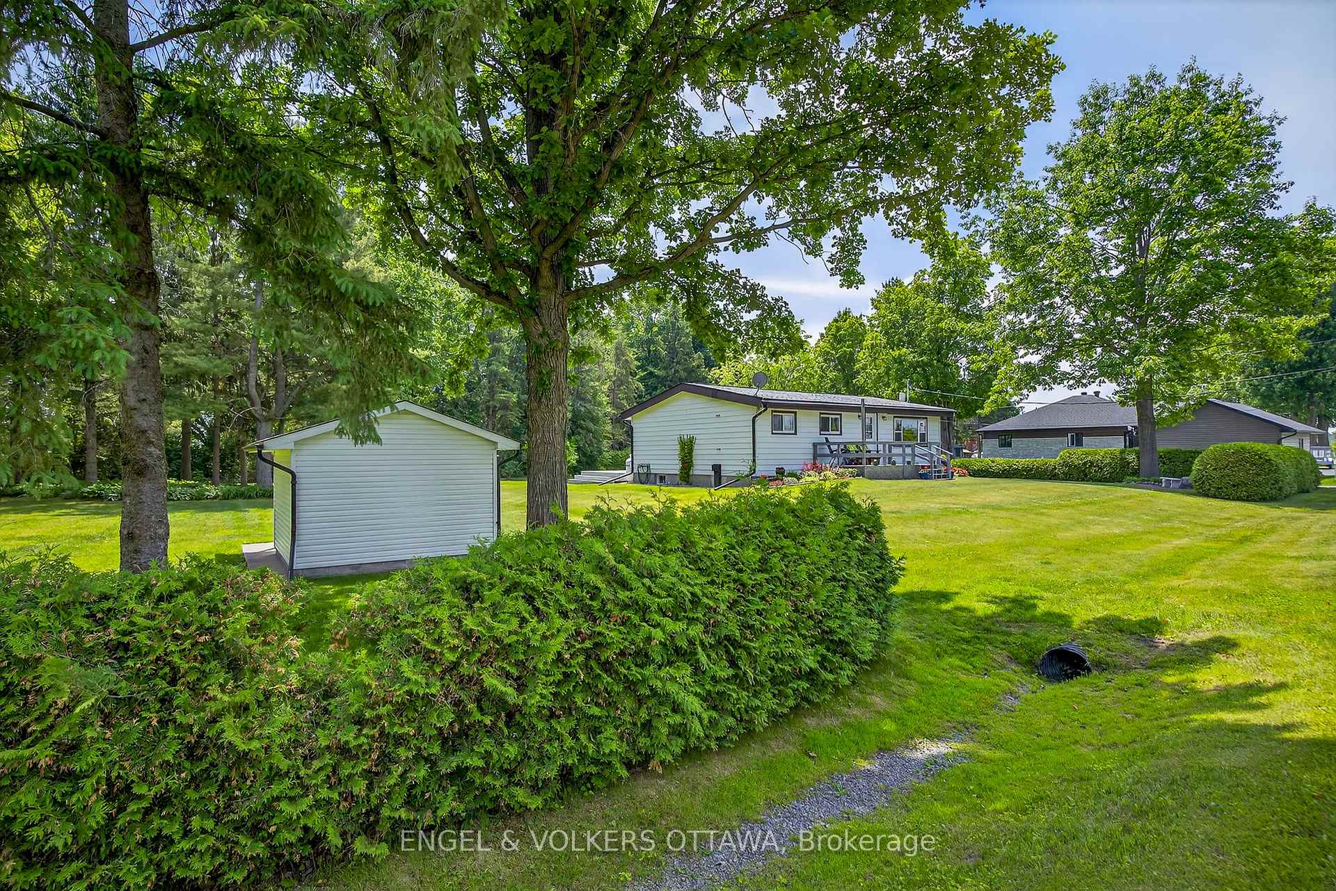Photo 9 of 3250E River Road, Ottawa, Osgoode — HOMEH