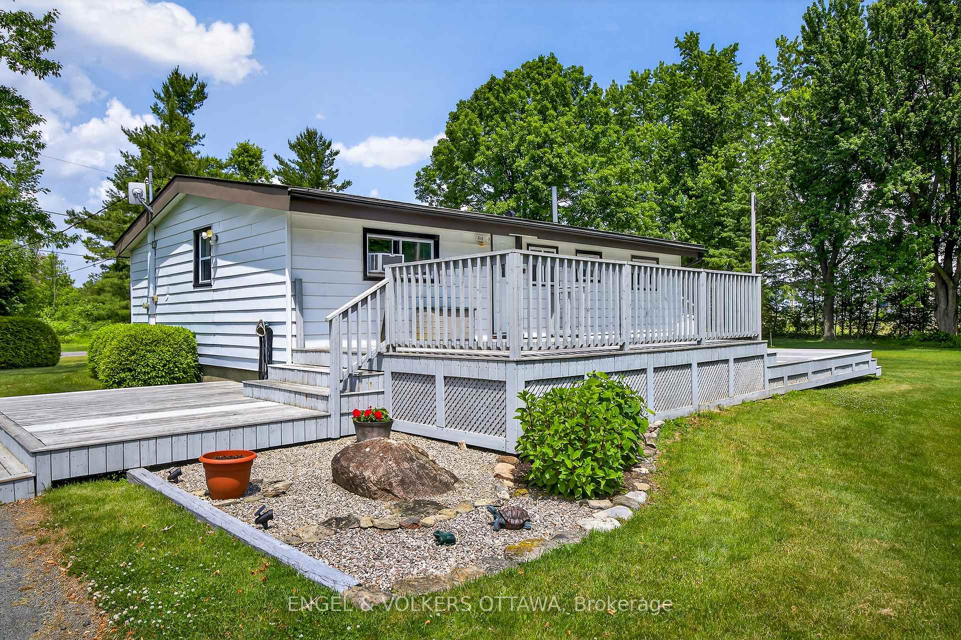 Photo 12 of 3250E River Road, Ottawa, Osgoode — HOMEH