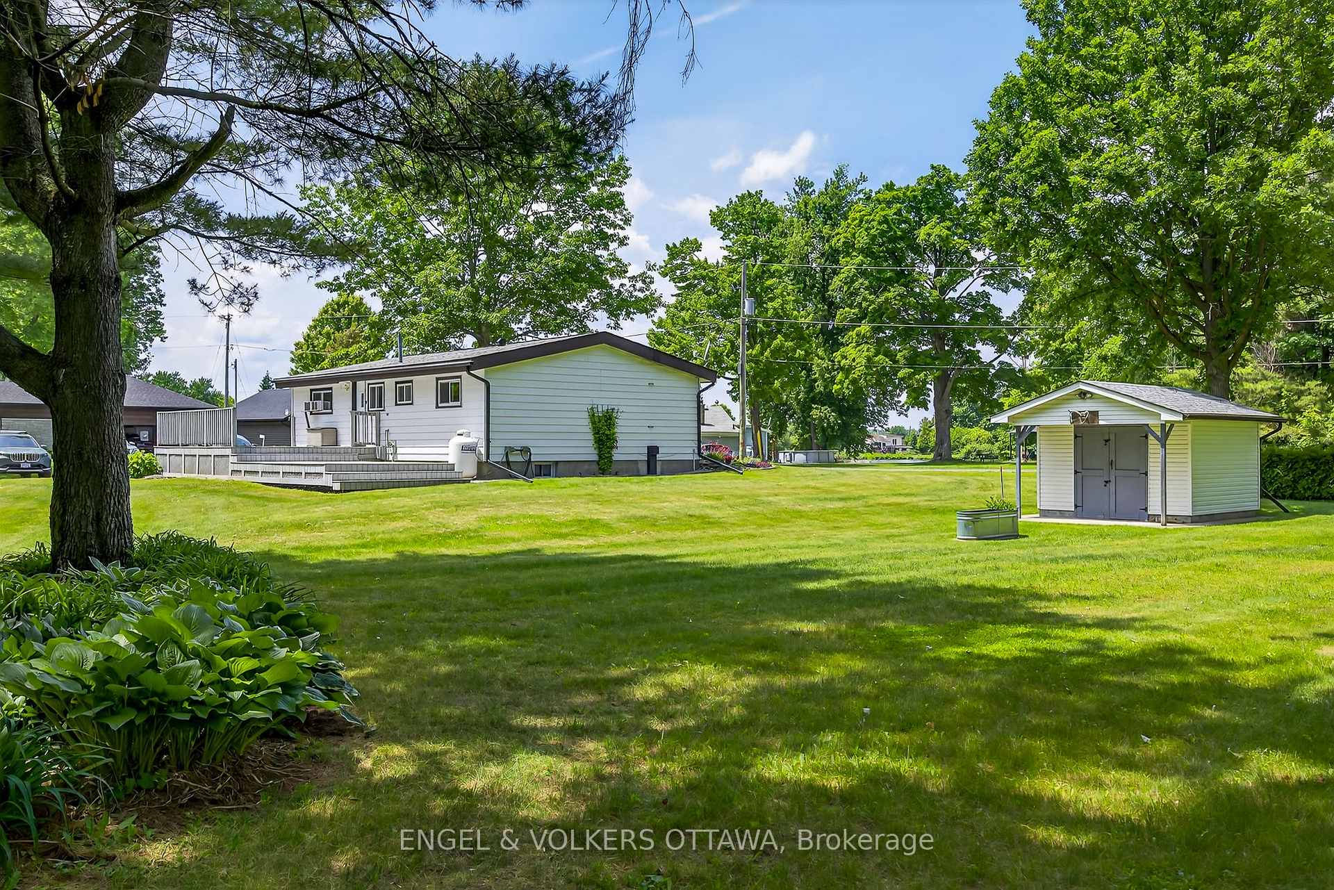 Photo 16 of 3250E River Road, Ottawa, Osgoode — HOMEH