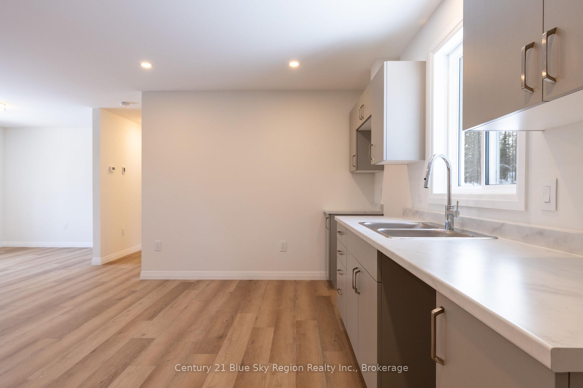 Photo 10 of 113 Riverside Drive, Bonfield — HOMEH
