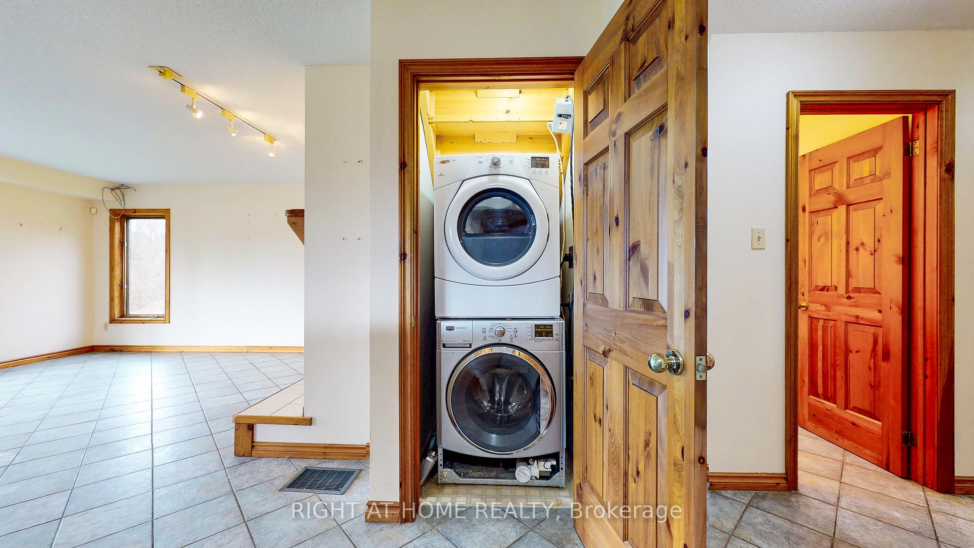 Photo 32 of 196 Summit View Court, Blue Mountains — HOMEH
