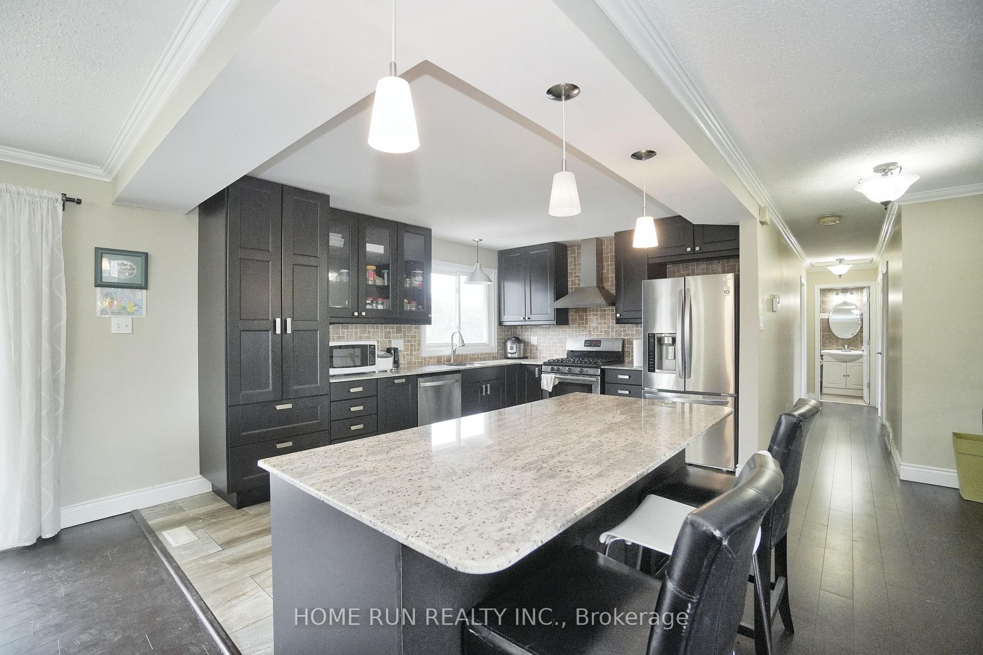 Photo 8 of 1104 Plante Drive, Ottawa, Hunt Club/Western Community — HOMEH