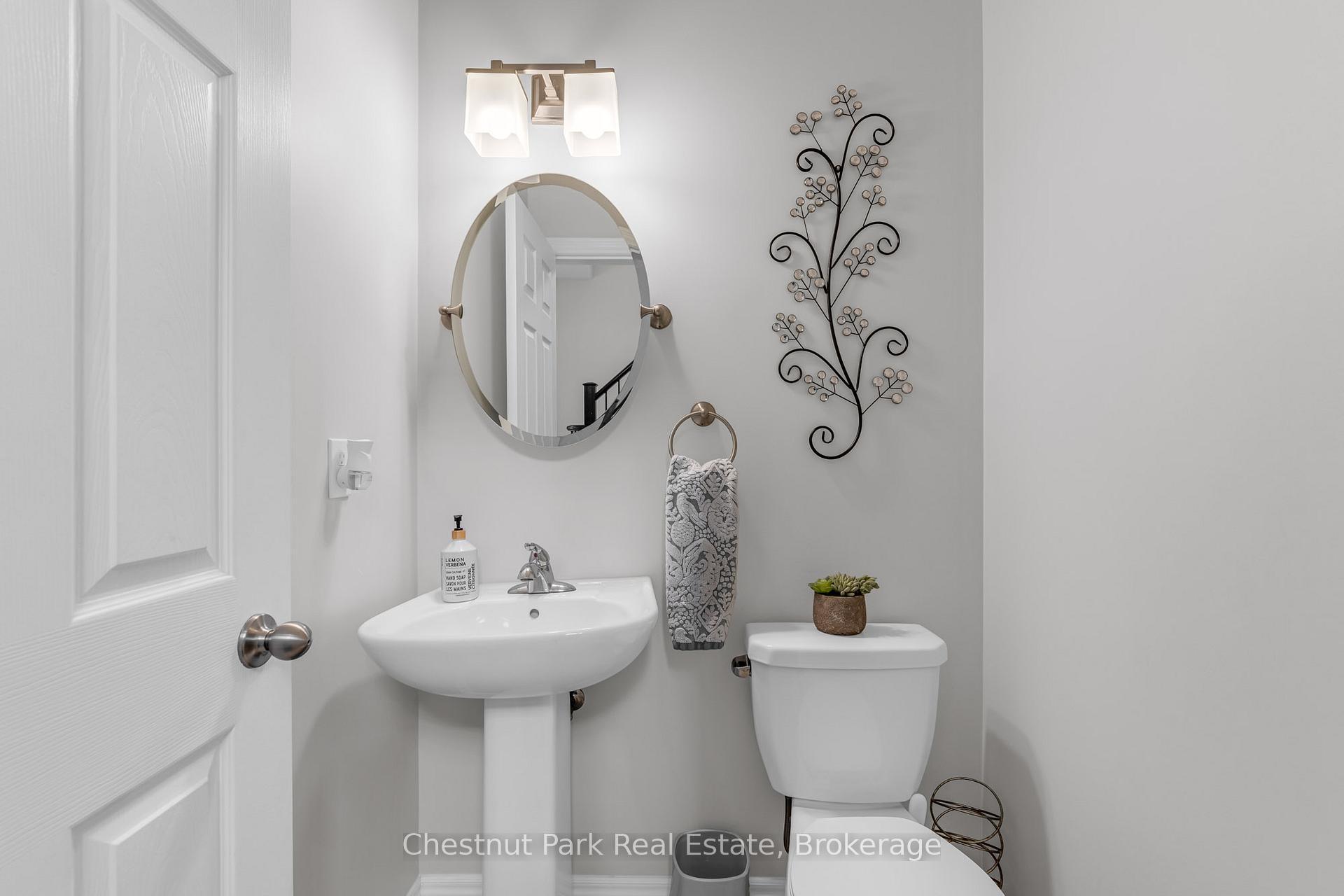 Photo 25 of 34 Medici Lane, Hamilton, Carpenter — HOMEH