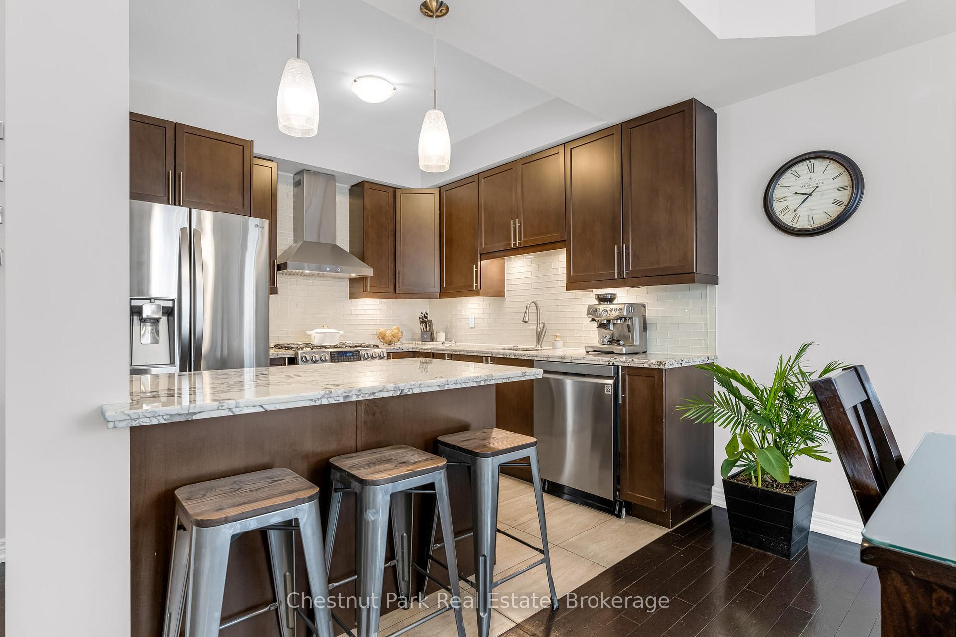 Photo 32 of 34 Medici Lane, Hamilton, Carpenter — HOMEH