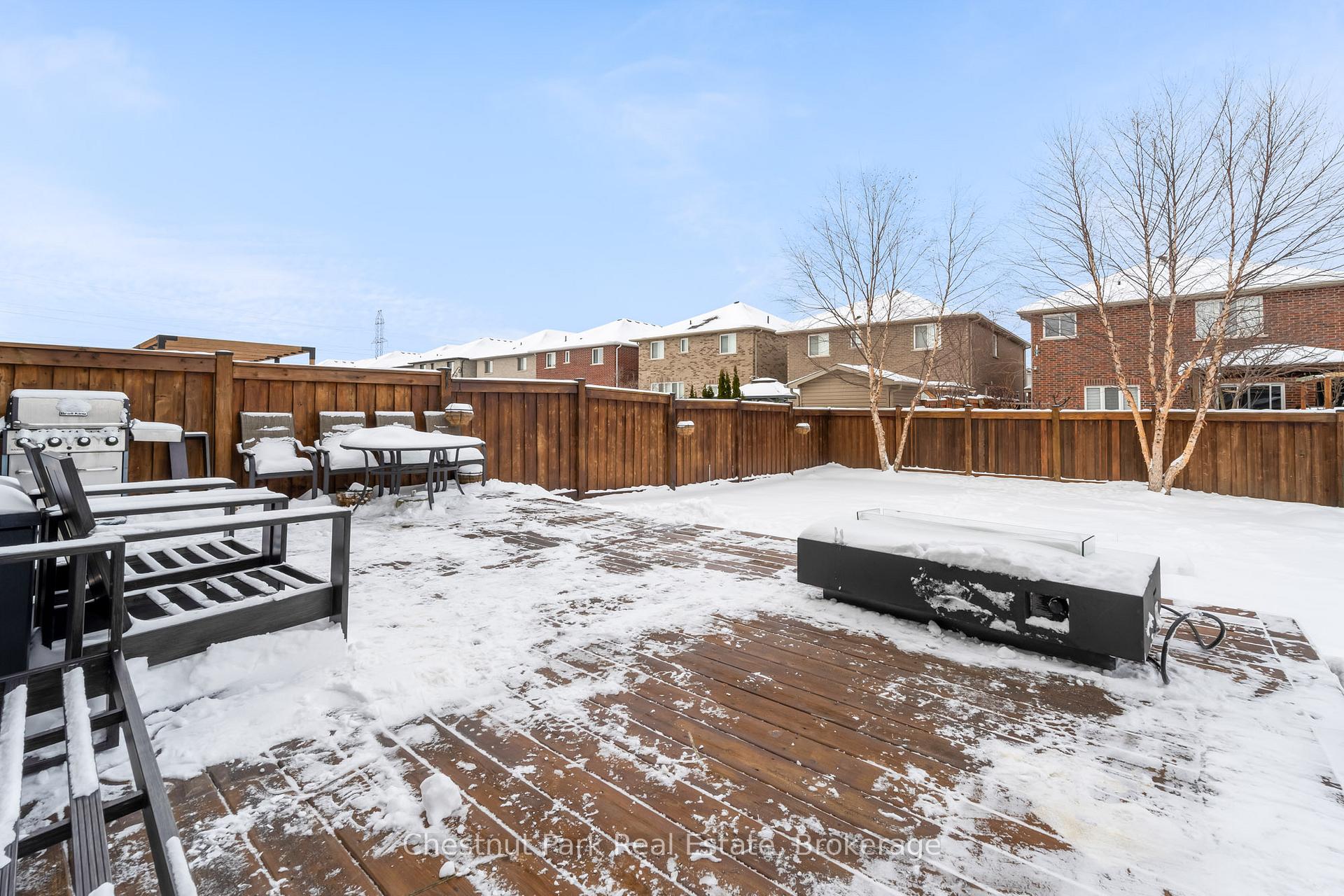 Photo 24 of 34 Medici Lane, Hamilton, Carpenter — HOMEH