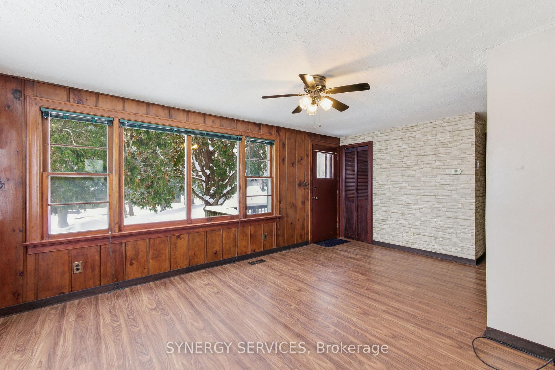 Photo 13 of 92 Laurel Street, Brant, Paris — HOMEH