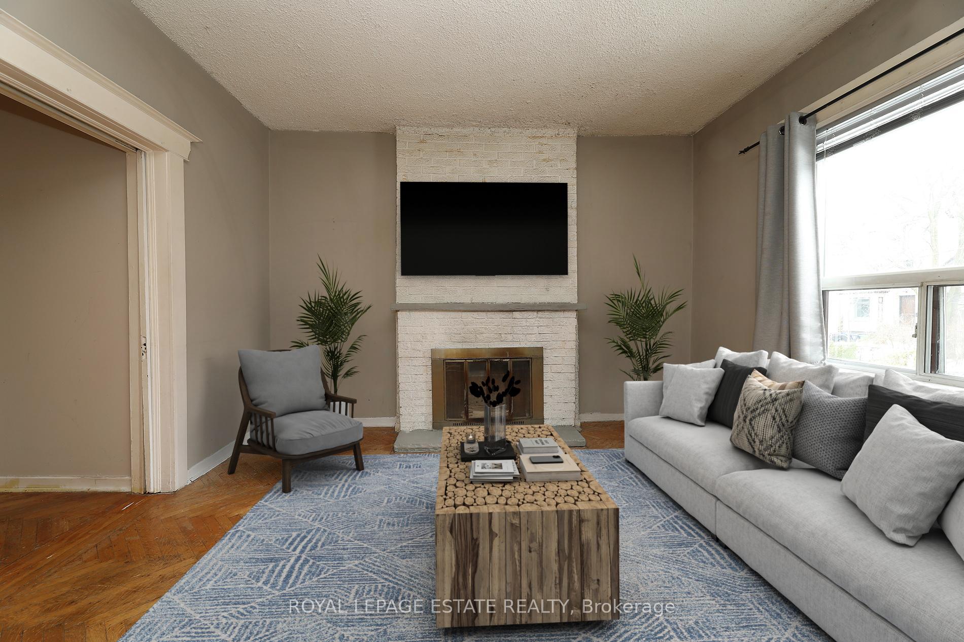 Photo 11 of 183 Waverley Road, Toronto, The Beaches — HOMEH