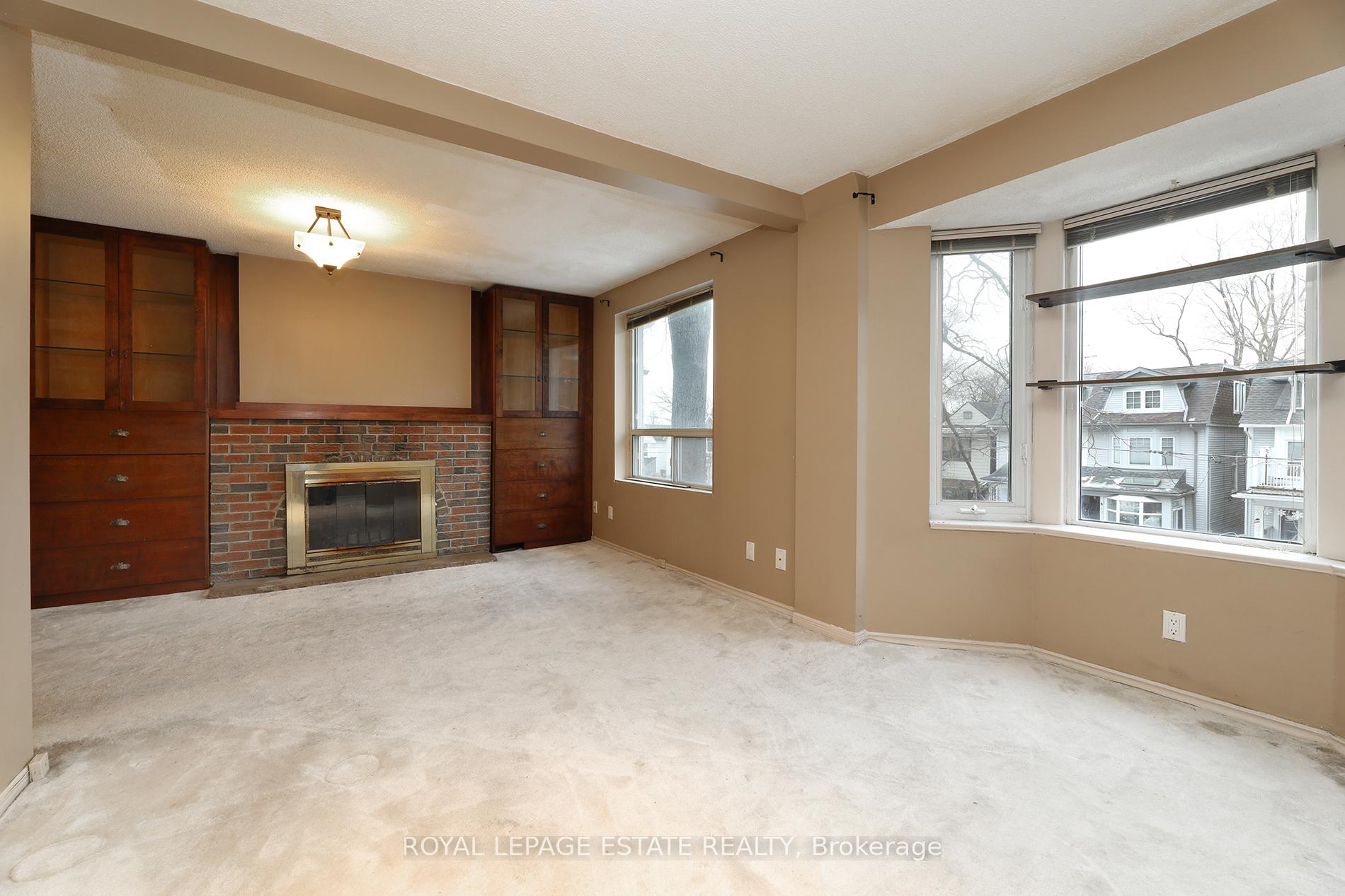 Photo 8 of 183 Waverley Road, Toronto, The Beaches — HOMEH