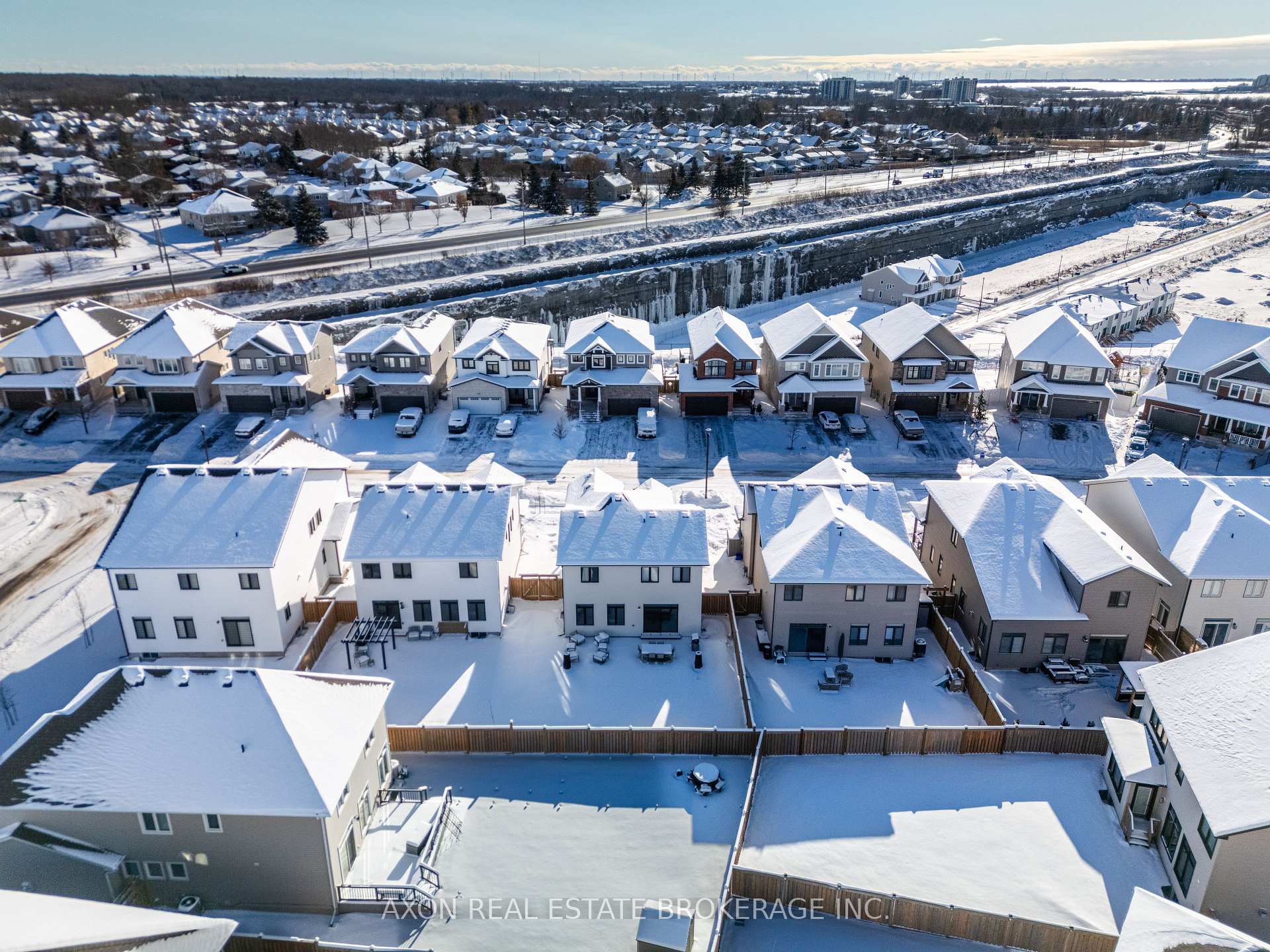 Photo 22 of 819 Riverview Way, Kingston, Kingston East (Incl Barret Crt) — HOMEH
