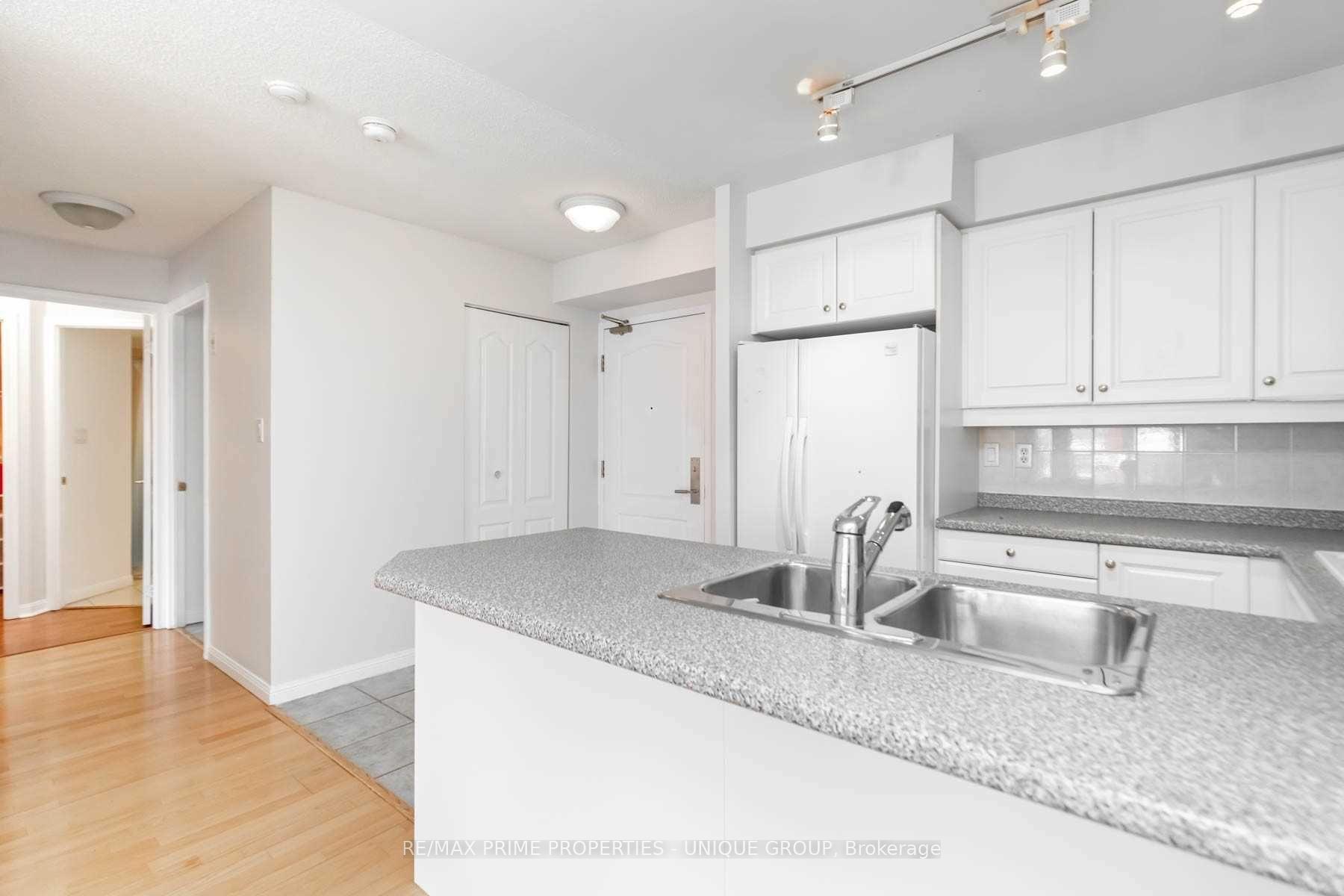 Photo 9 of Unit 314, 18 Wanless Avenue, Toronto, Lawrence Park North — HOMEH