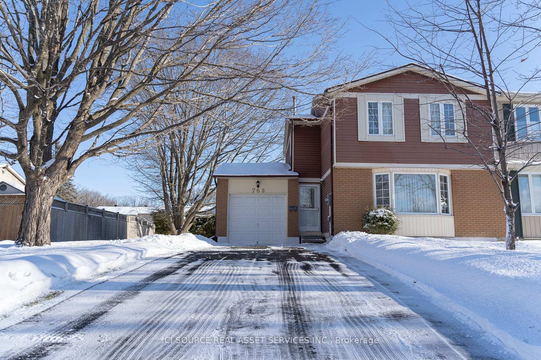 Photo 1 of 768 Vinette Crescent, Ottawa, Chatelaine Village — HOMEH