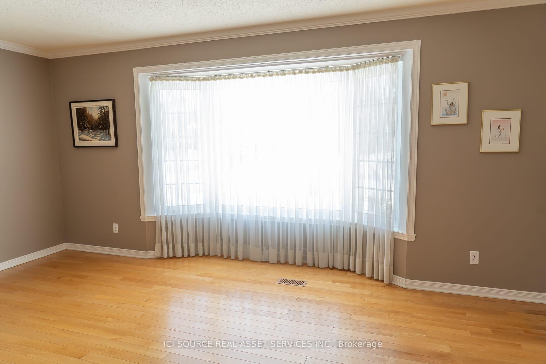 Photo 18 of 768 Vinette Crescent, Ottawa, Chatelaine Village — HOMEH