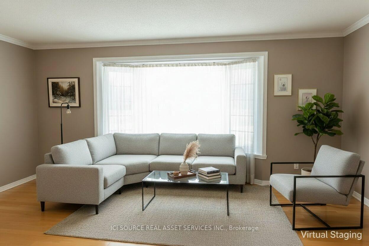 Photo 2 of 768 Vinette Crescent, Ottawa, Chatelaine Village — HOMEH
