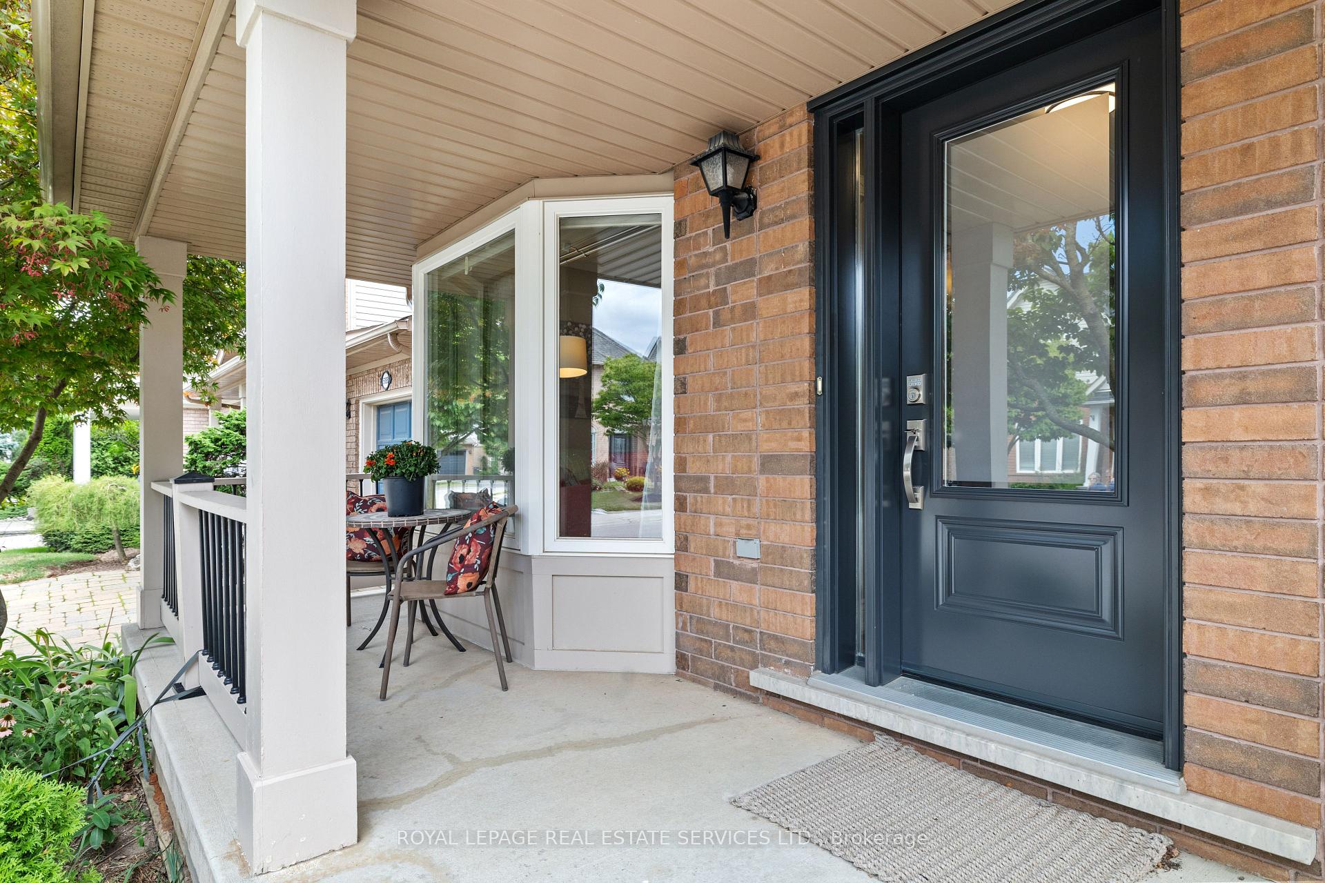 Photo 2 of 5186 Ravine Crescent, Burlington, Orchard — HOMEH