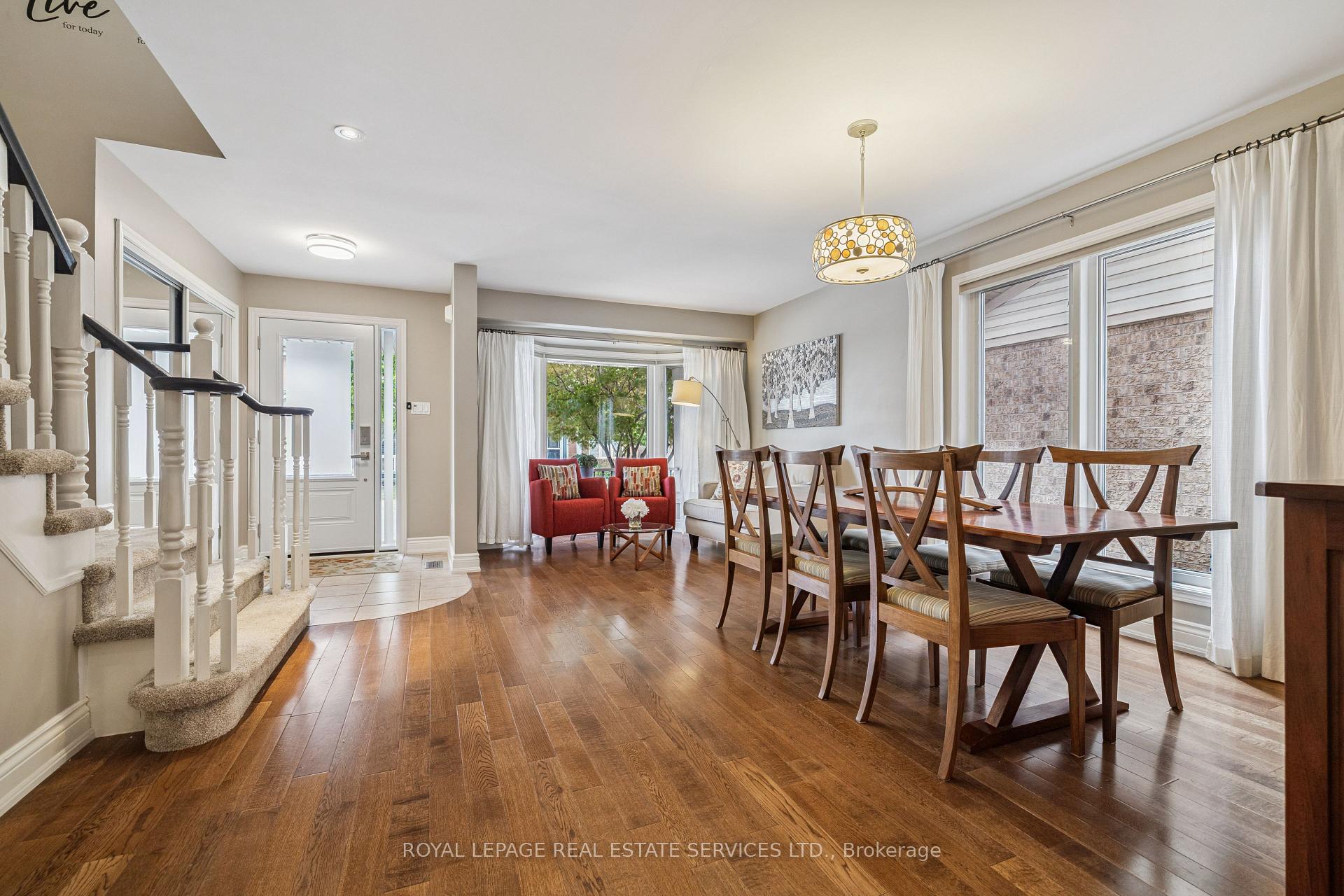 Photo 3 of 5186 Ravine Crescent, Burlington, Orchard — HOMEH