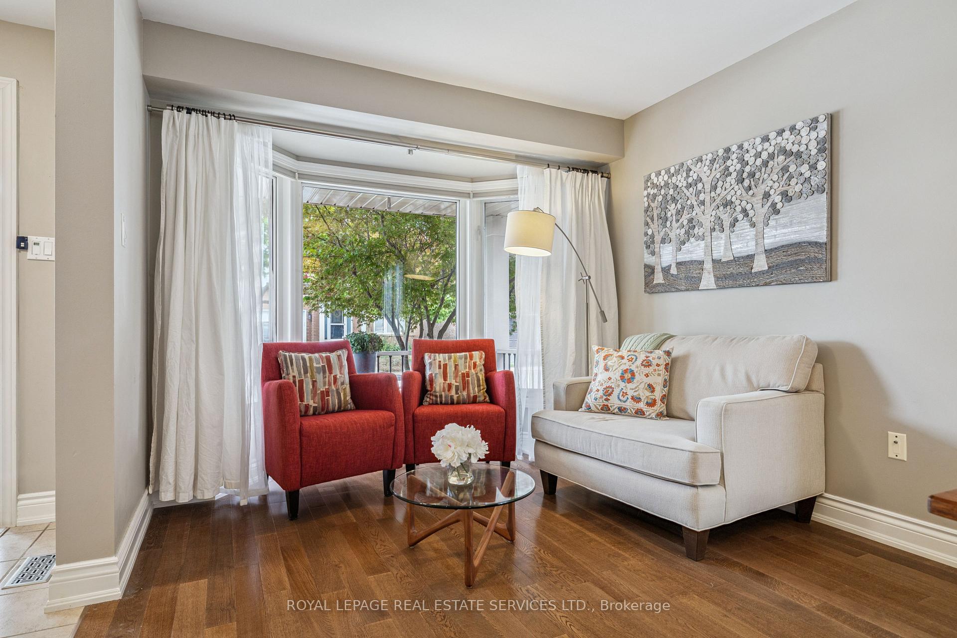 Photo 4 of 5186 Ravine Crescent, Burlington, Orchard — HOMEH