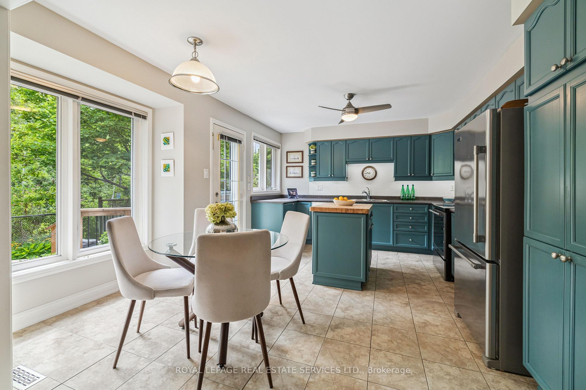 Photo 8 of 5186 Ravine Crescent, Burlington, Orchard — HOMEH