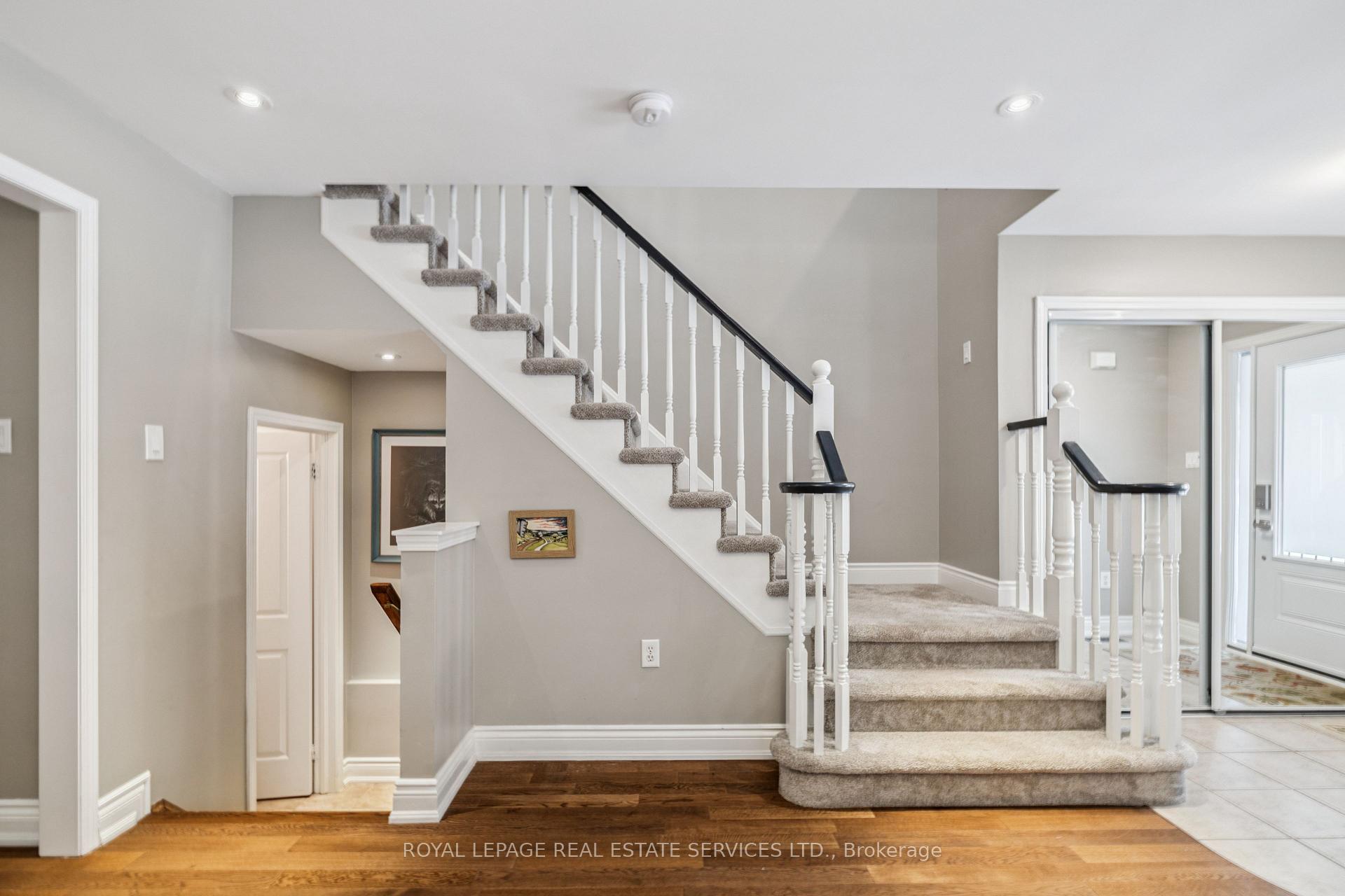 Photo 11 of 5186 Ravine Crescent, Burlington, Orchard — HOMEH