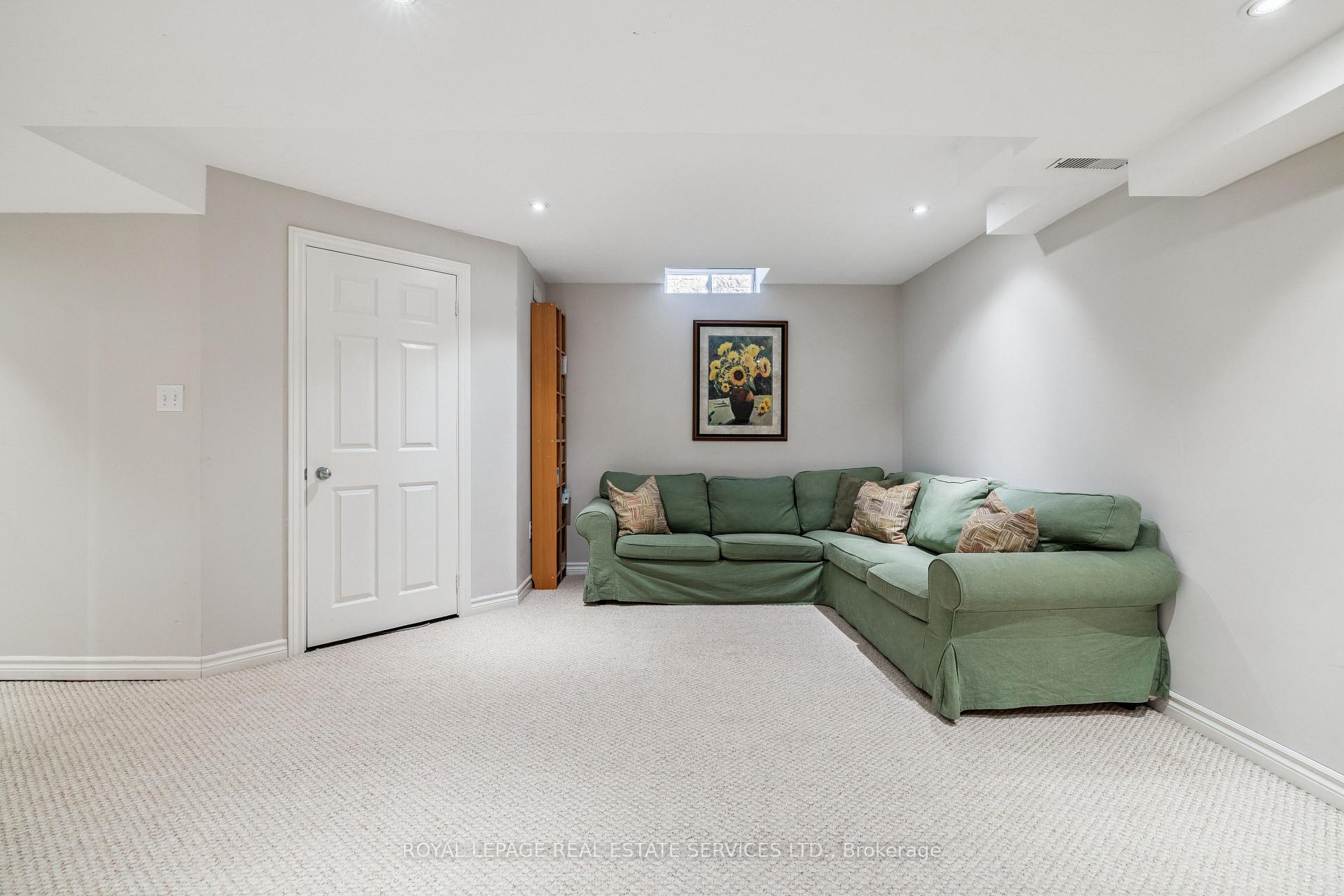 Photo 21 of 5186 Ravine Crescent, Burlington, Orchard — HOMEH