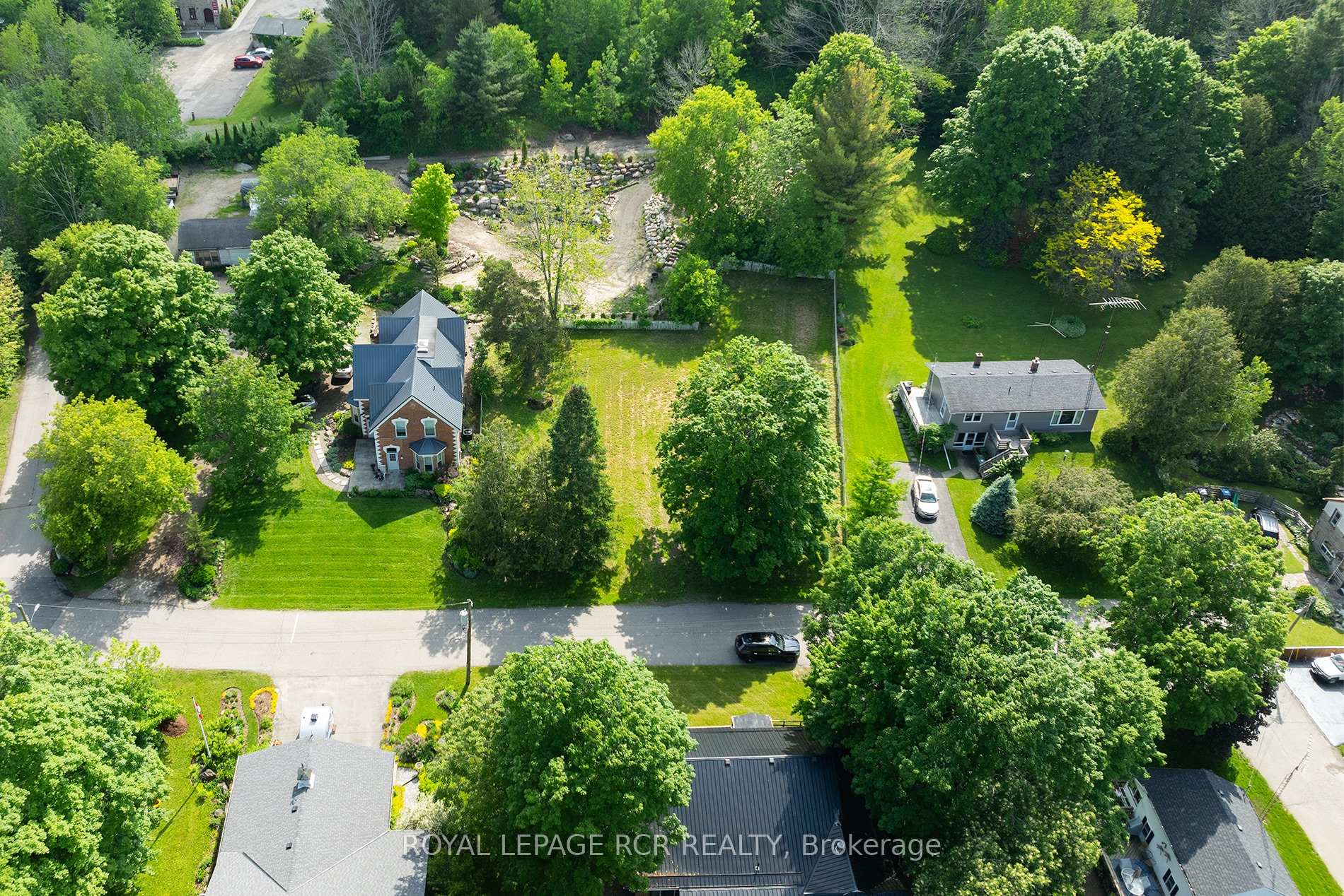 Photo 7 of 00 Amelia Street, Caledon, Alton — HOMEH