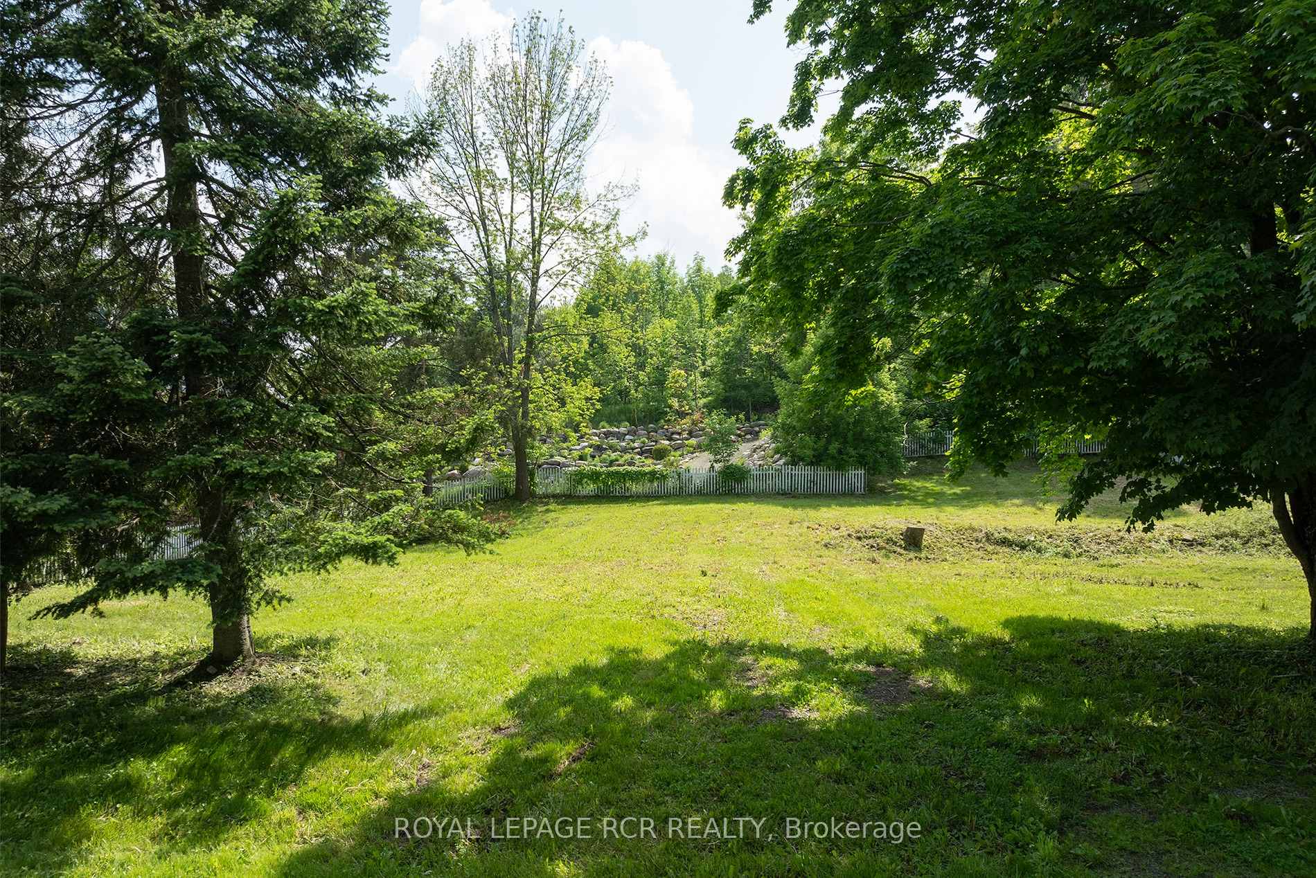 Photo 11 of 00 Amelia Street, Caledon, Alton — HOMEH