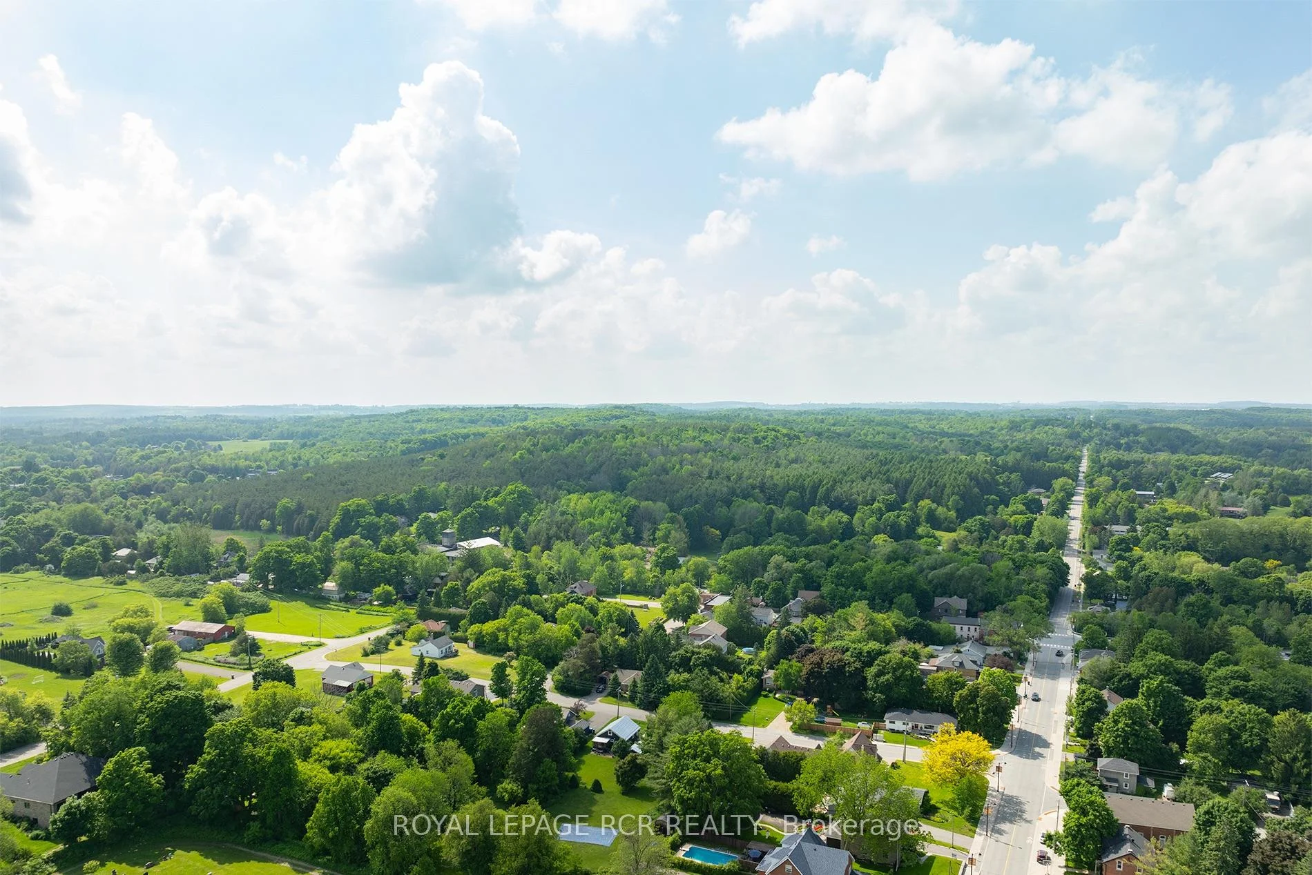Photo 10 of 00 Amelia Street, Caledon, Alton — HOMEH