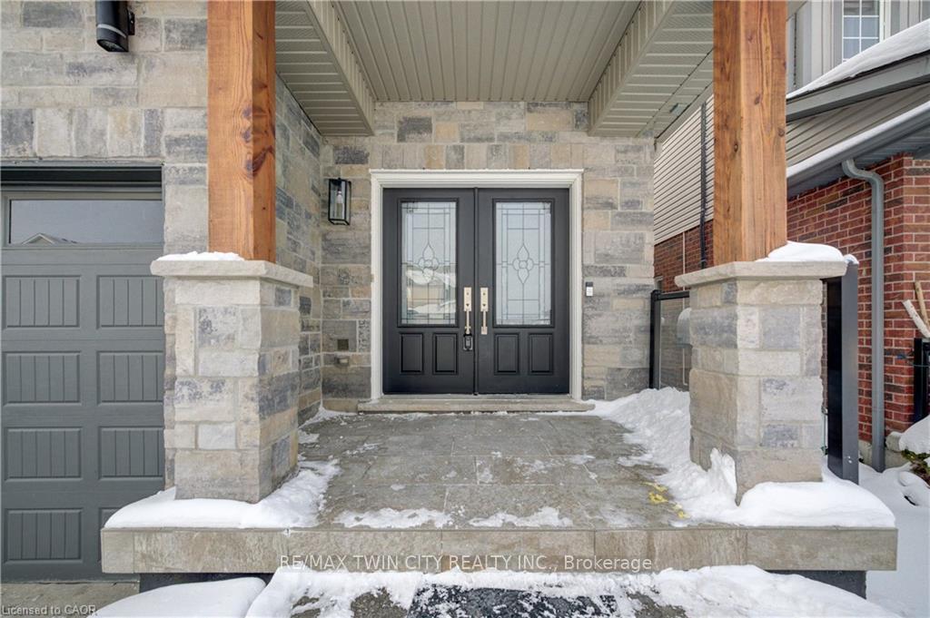 Photo 43 of 502 Woodbine Avenue, Kitchener — HOMEH