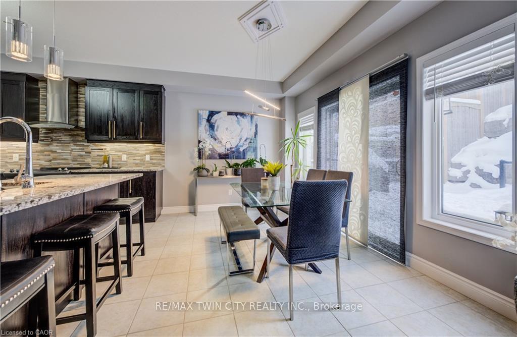 Photo 21 of 502 Woodbine Avenue, Kitchener — HOMEH