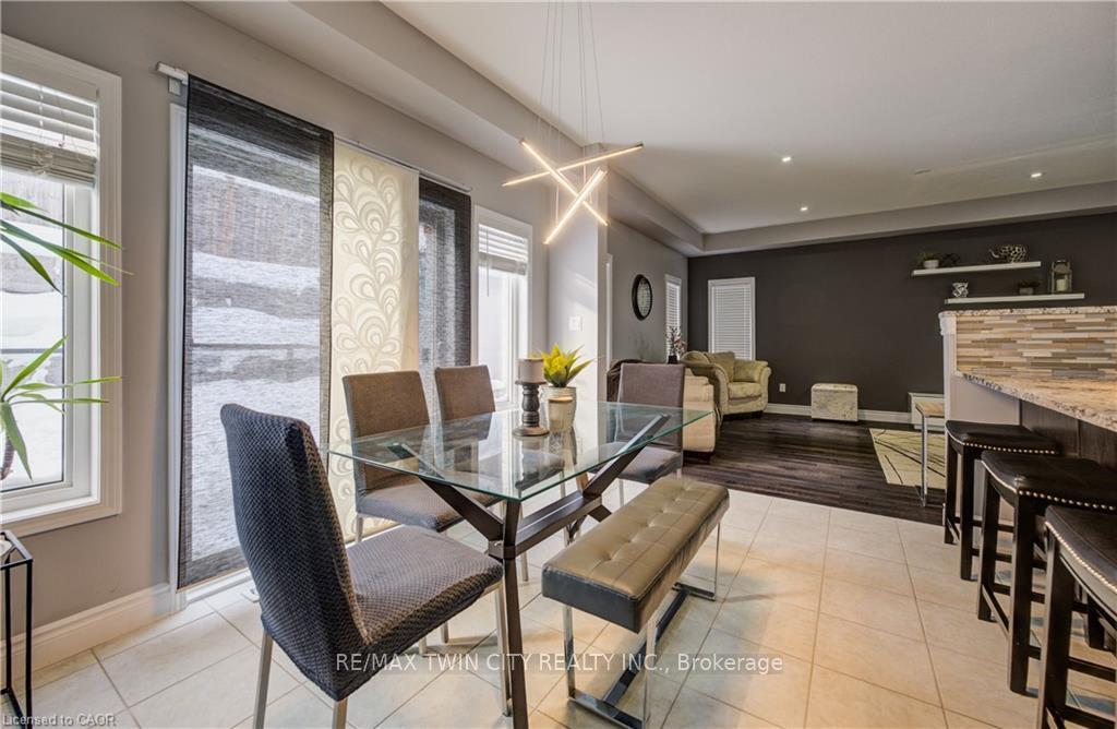 Photo 31 of 502 Woodbine Avenue, Kitchener — HOMEH