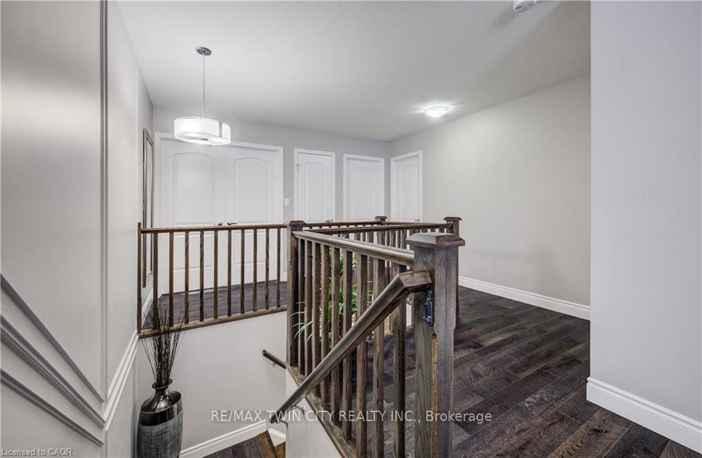Photo 3 of 502 Woodbine Avenue, Kitchener — HOMEH