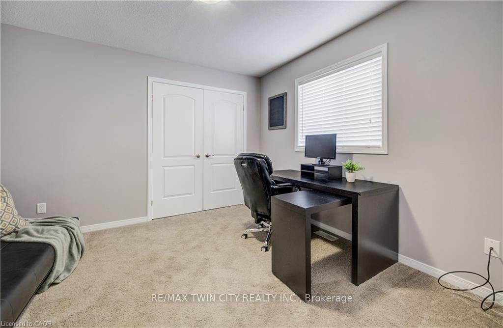 Photo 40 of 502 Woodbine Avenue, Kitchener — HOMEH