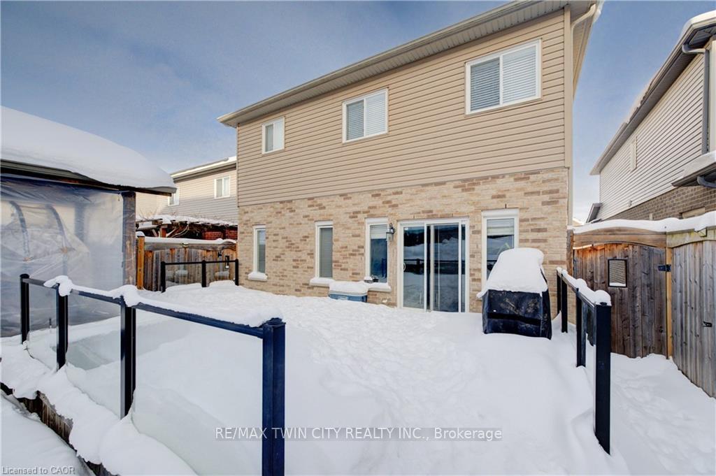 Photo 24 of 502 Woodbine Avenue, Kitchener — HOMEH