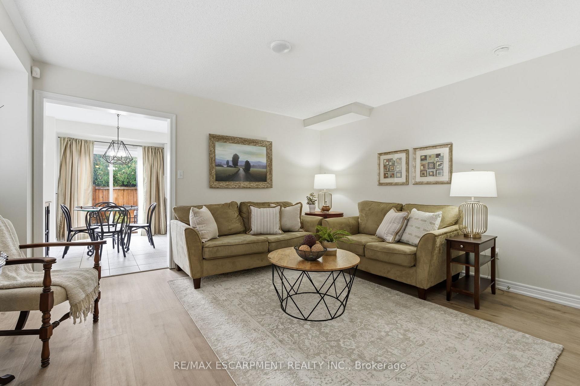 Photo 14 of 9 Slater Court, Hamilton, Waterdown — HOMEH