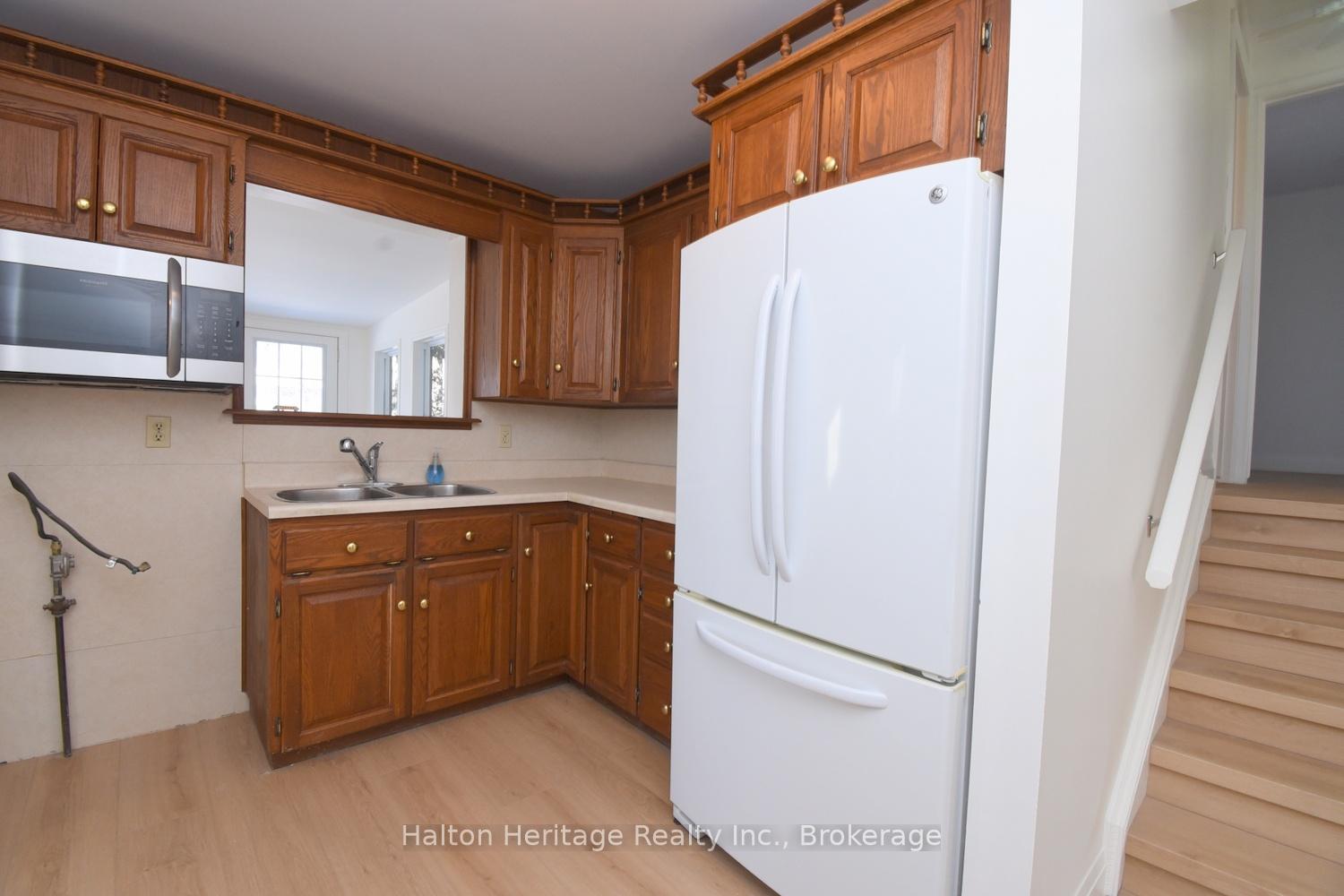 Photo 14 of 123 Woodman Drive N, Hamilton, Kentley — HOMEH