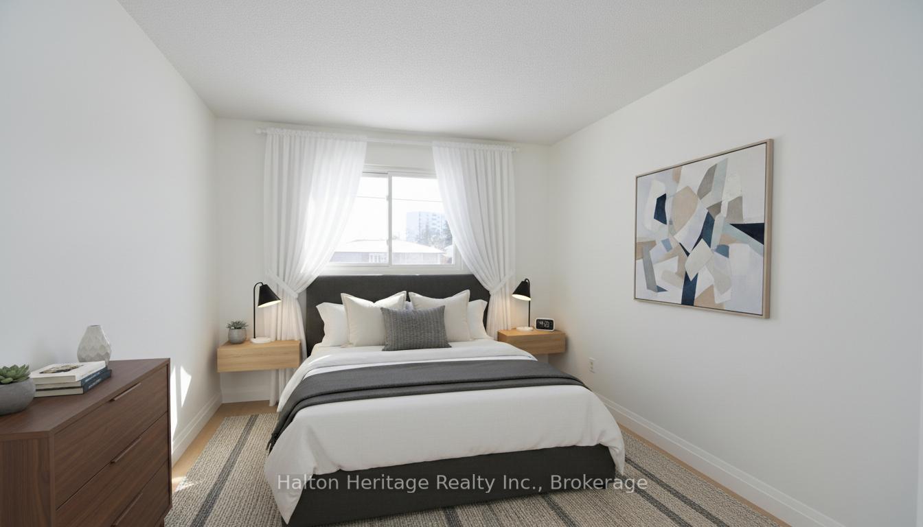 Photo 42 of 123 Woodman Drive N, Hamilton, Kentley — HOMEH