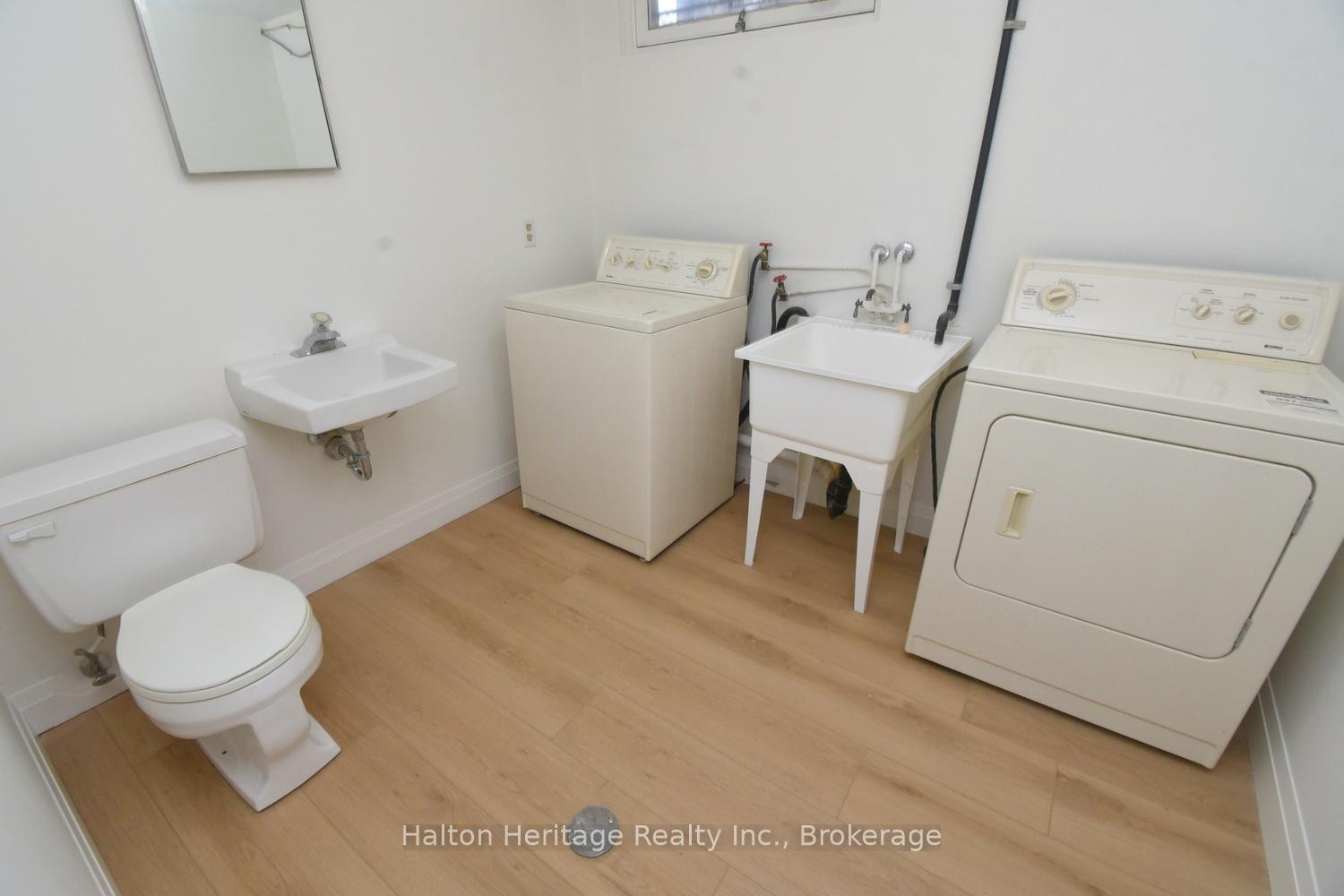 Photo 38 of 123 Woodman Drive N, Hamilton, Kentley — HOMEH