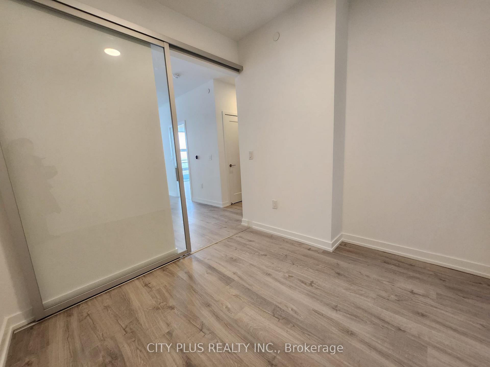 Photo 11 of Unit 906A, 9763 Markham Road, Markham, Greensborough — HOMEH