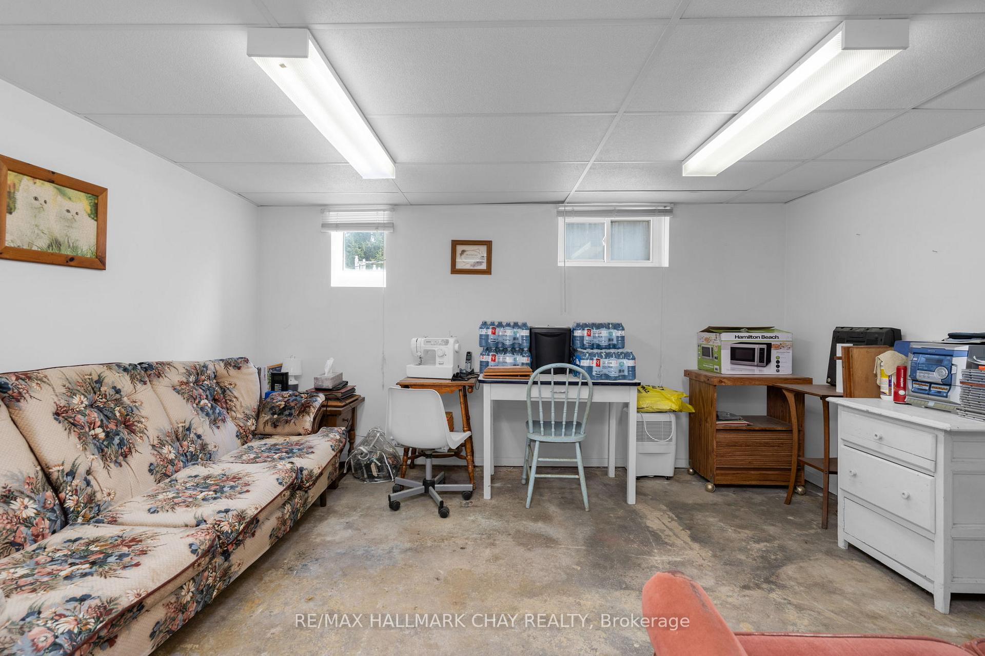 Photo 15 of 72 Eccles Street N, Barrie, Queen's Park — HOMEH