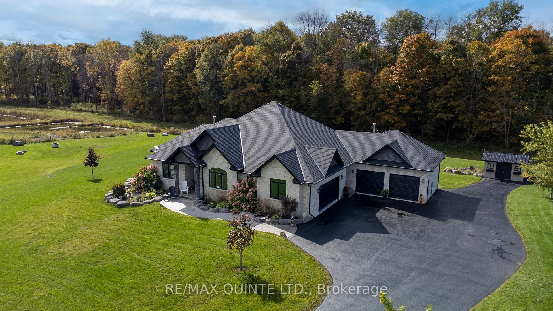 Photo 3 of 107 Hidden Valley Drive, Belleville, Thurlow Ward — HOMEH