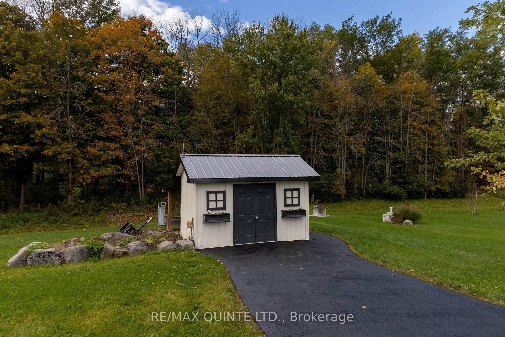 Photo 37 of 107 Hidden Valley Drive, Belleville, Thurlow Ward — HOMEH