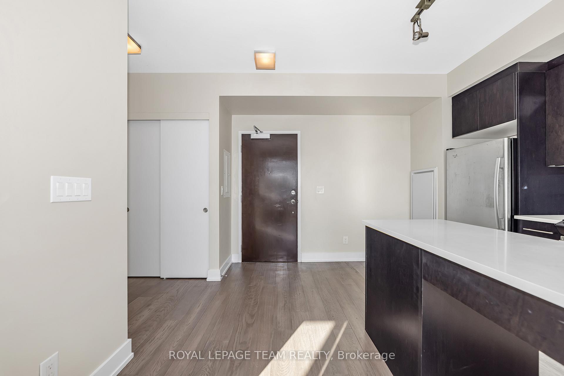 Photo 4 of Unit 717, 360 Patricia Avenue, Ottawa, Westboro South — HOMEH