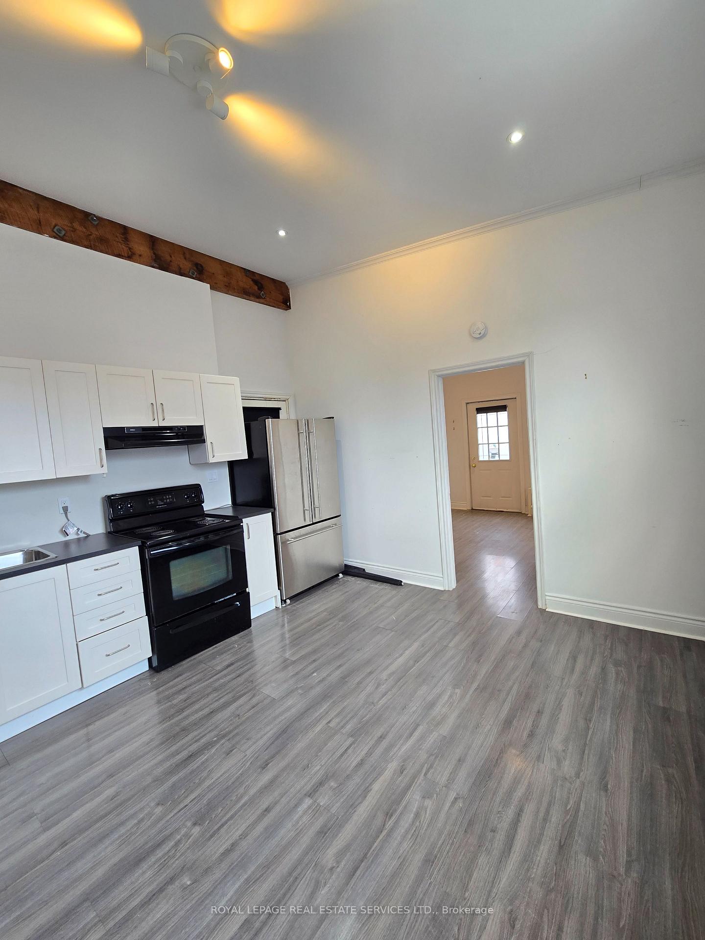 Photo 4 of Unit A2, 34-40 Plains Road W, Burlington, Bayview — HOMEH