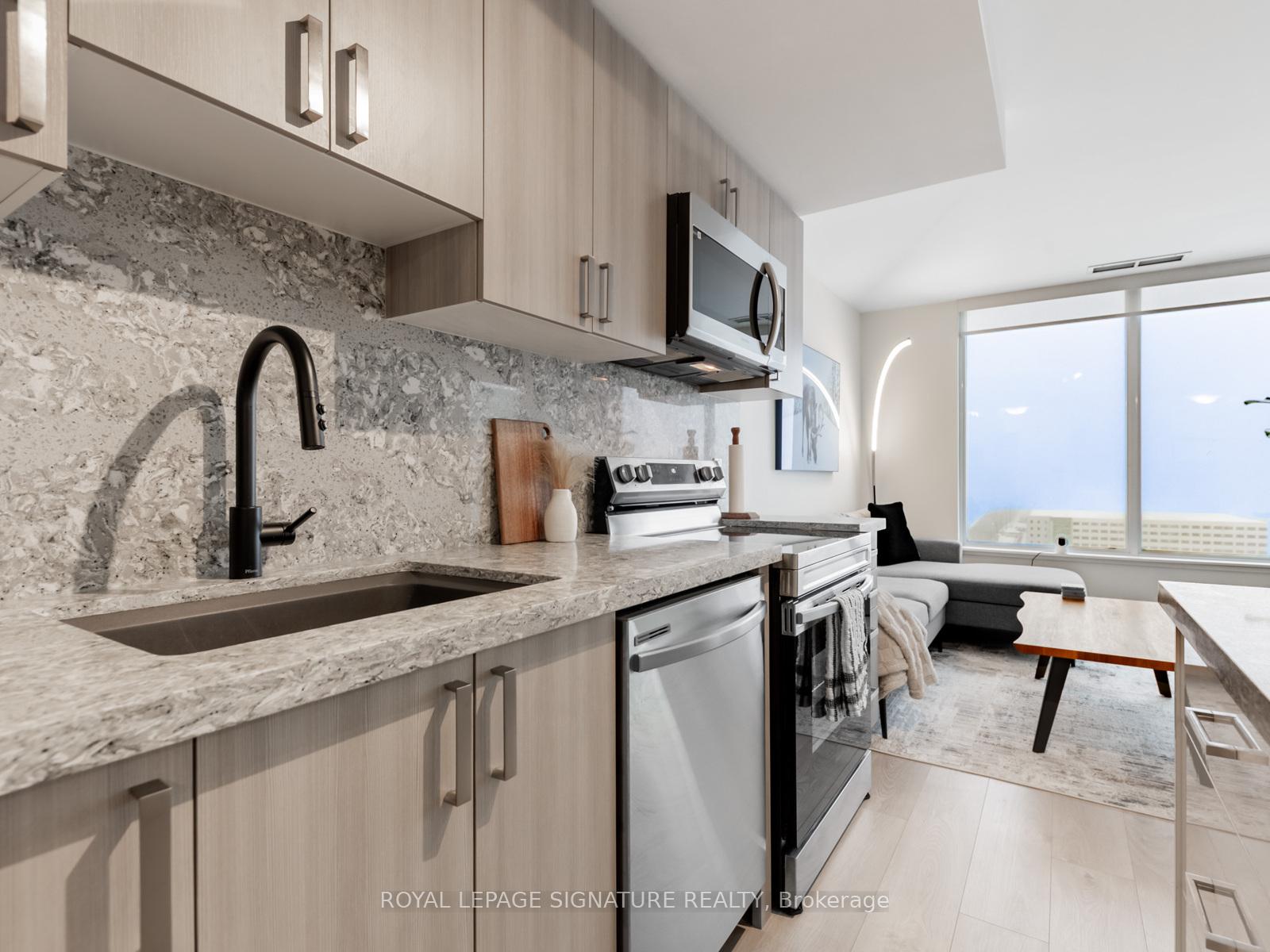 Photo 2 of Unit 1515, 1480 Bayly Street, Pickering, Bay Ridges — HOMEH