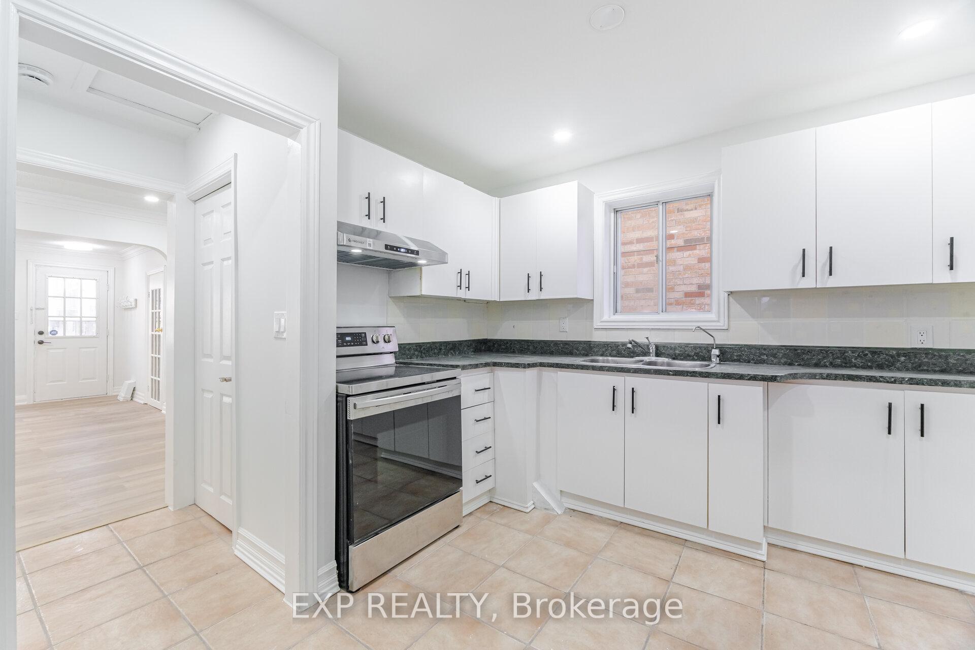 Photo 11 of 132 Barrington Avenue, Toronto, Crescent Town — HOMEH