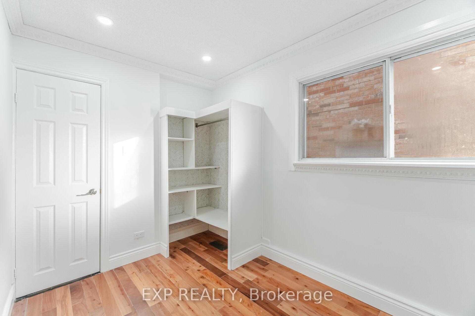 Photo 22 of 132 Barrington Avenue, Toronto, Crescent Town — HOMEH