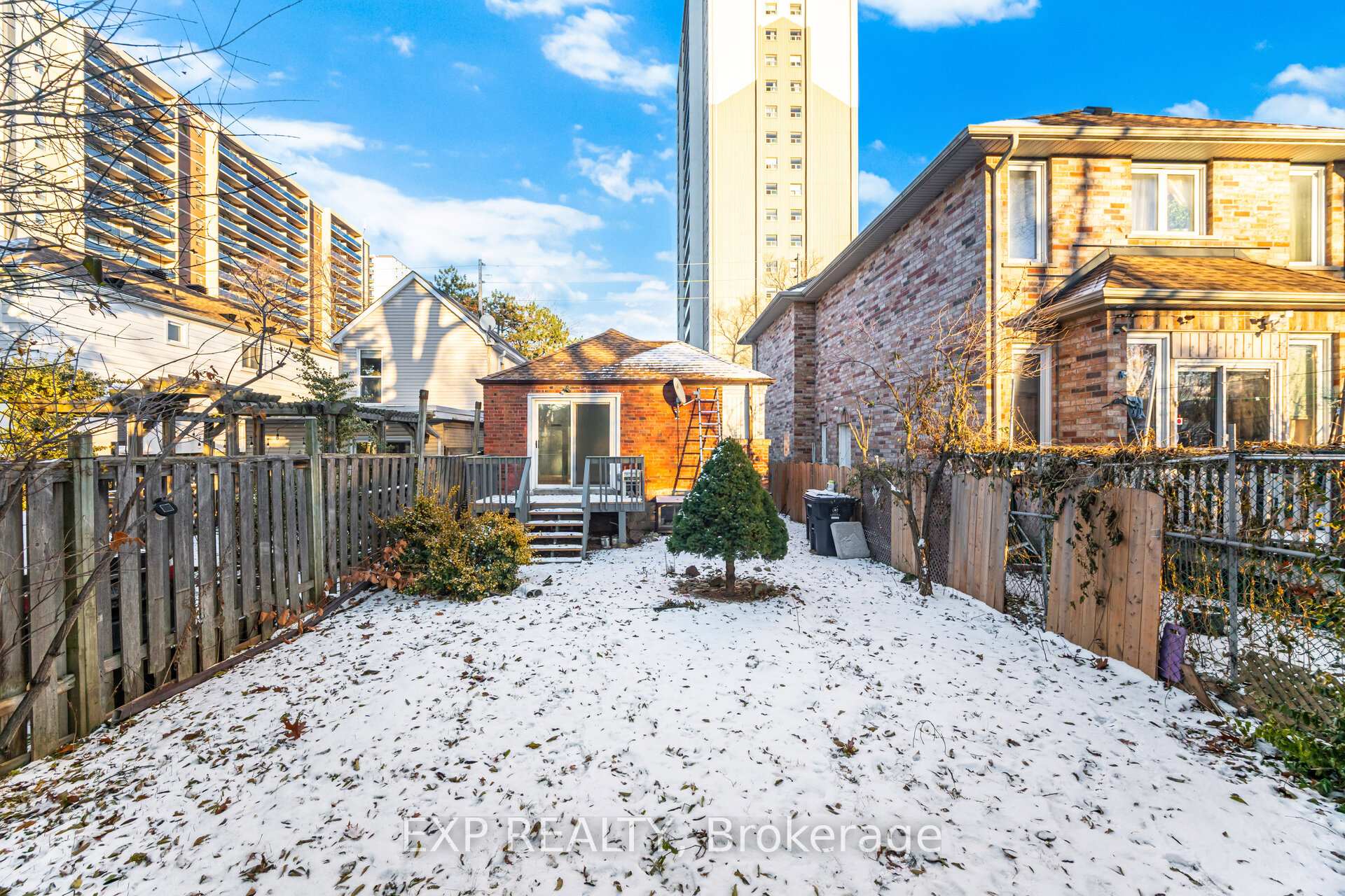 Photo 21 of 132 Barrington Avenue, Toronto, Crescent Town — HOMEH
