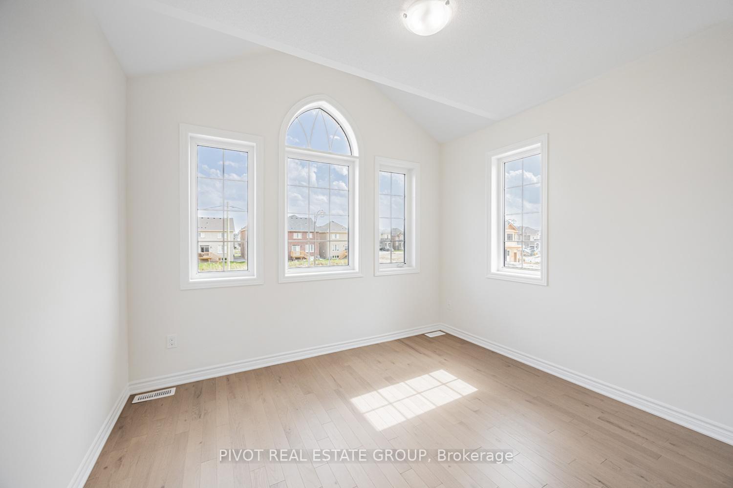 Photo 30 of 64 Tweedhill Avenue, Caledon, Rural Caledon — HOMEH