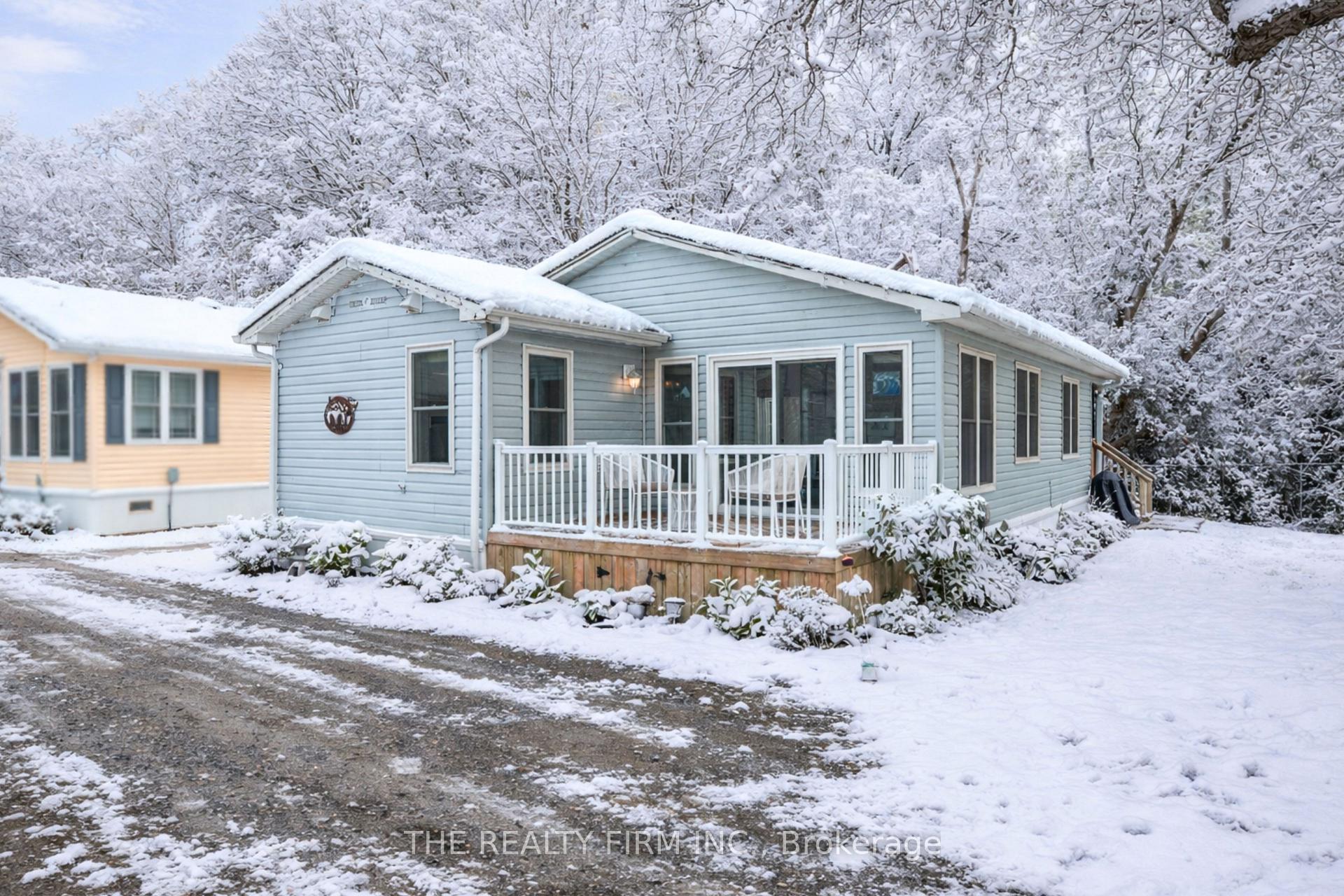 Front of Unit 1, 22790 Amiens Road