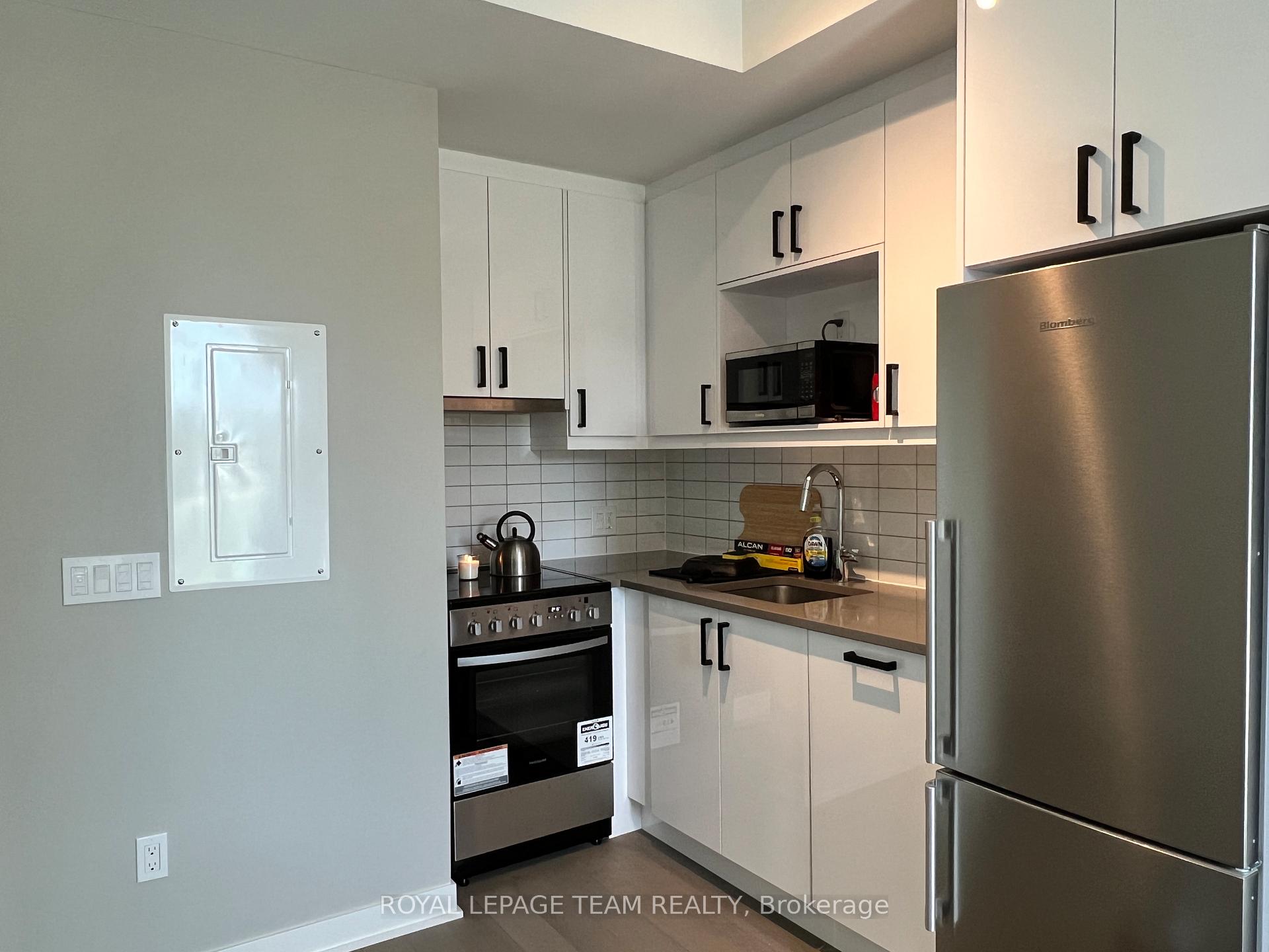 Photo 13 of Unit 310, 360 Deschatelets Avenue, Ottawa, Ottawa East — HOMEH